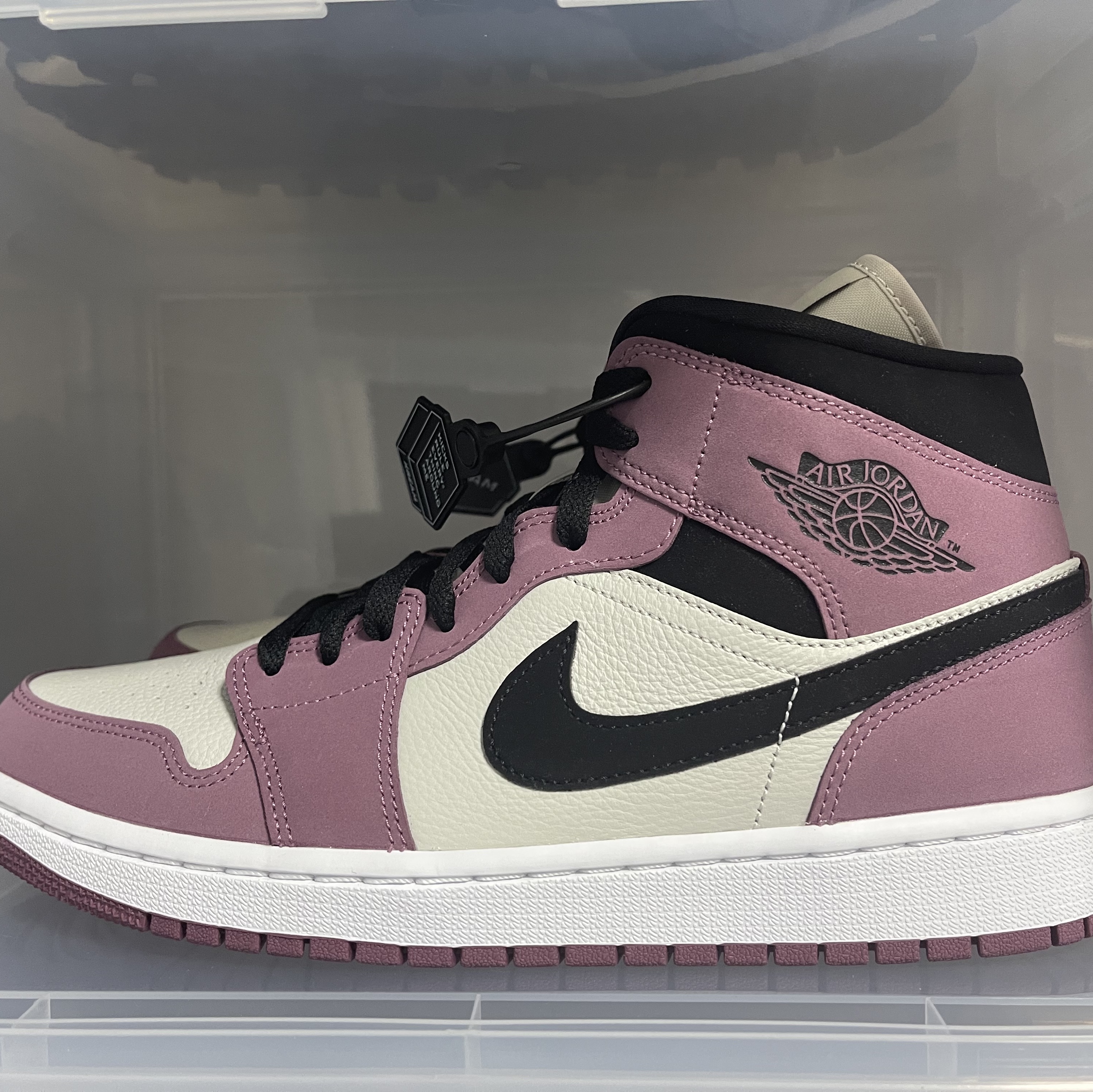 (W) Jordan 1 Mid SE Light Mulberry 착용 스타일 - 2