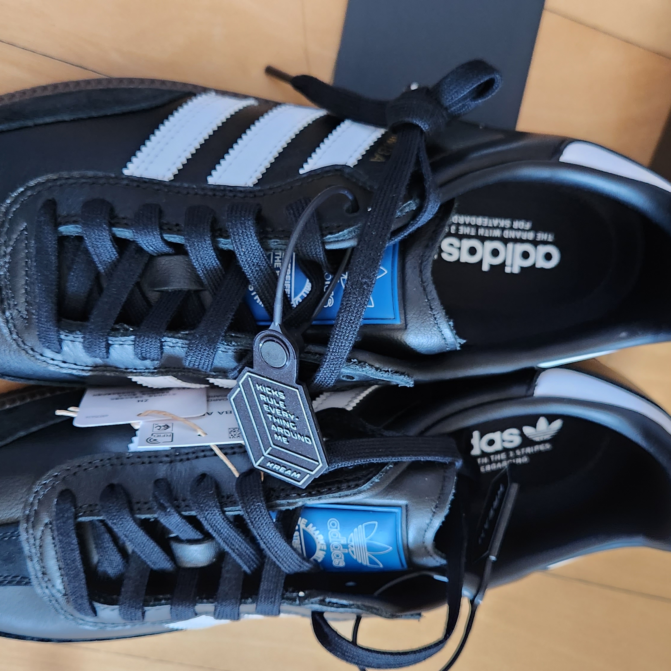 Adidas Samba ADV Black 착용 스타일 - 2