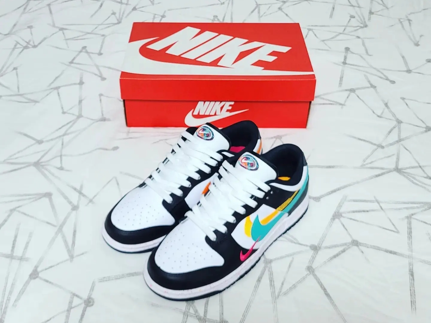 (W) Nike Dunk Low White Washed Teal 착용 스타일 - 1