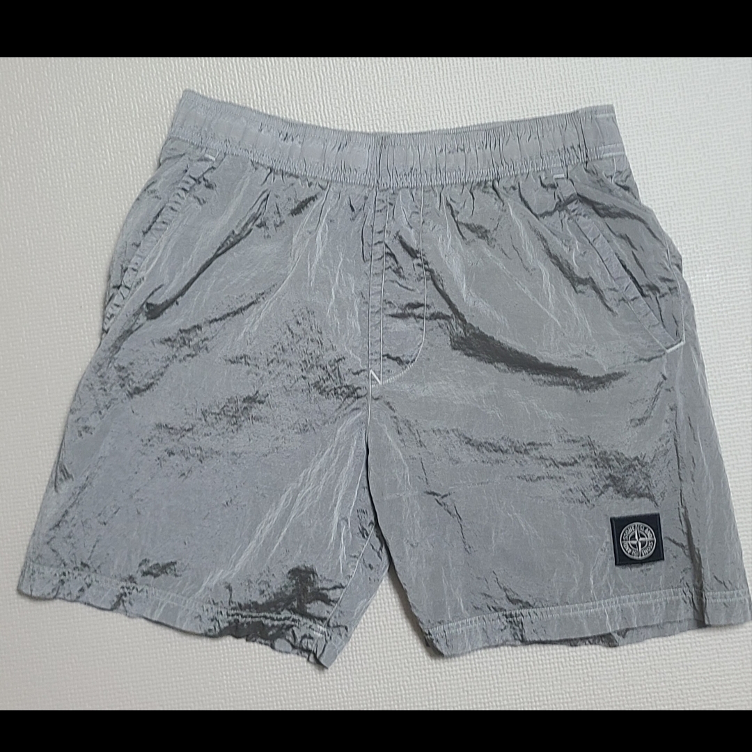 Stone Island B0943 Nylon Metal in Econyl Regenerated Nylon Swimming Trunk Light Grey - 22FW 착용 스타일