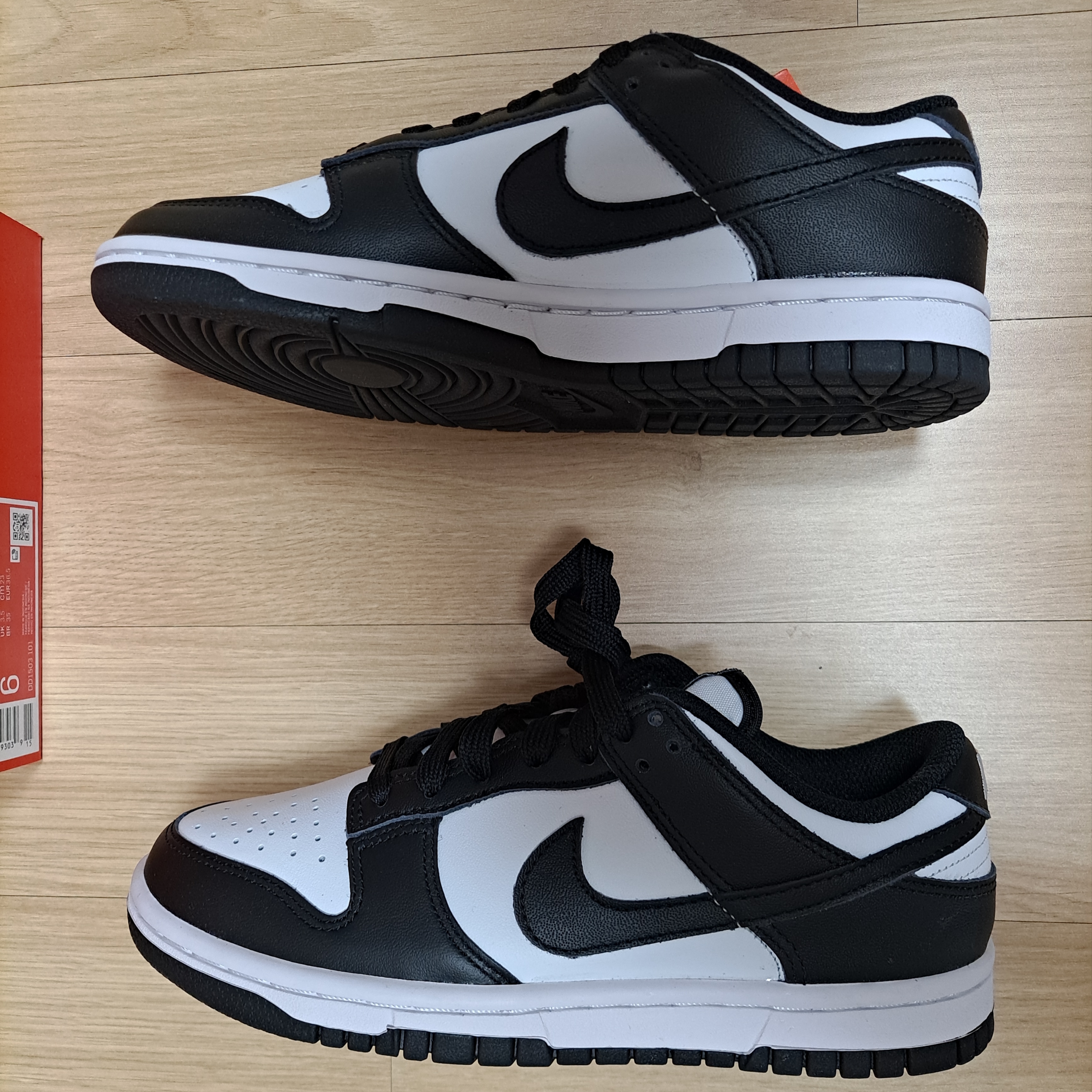 Nike Dunk Low Retro Black 착용 스타일 - 2