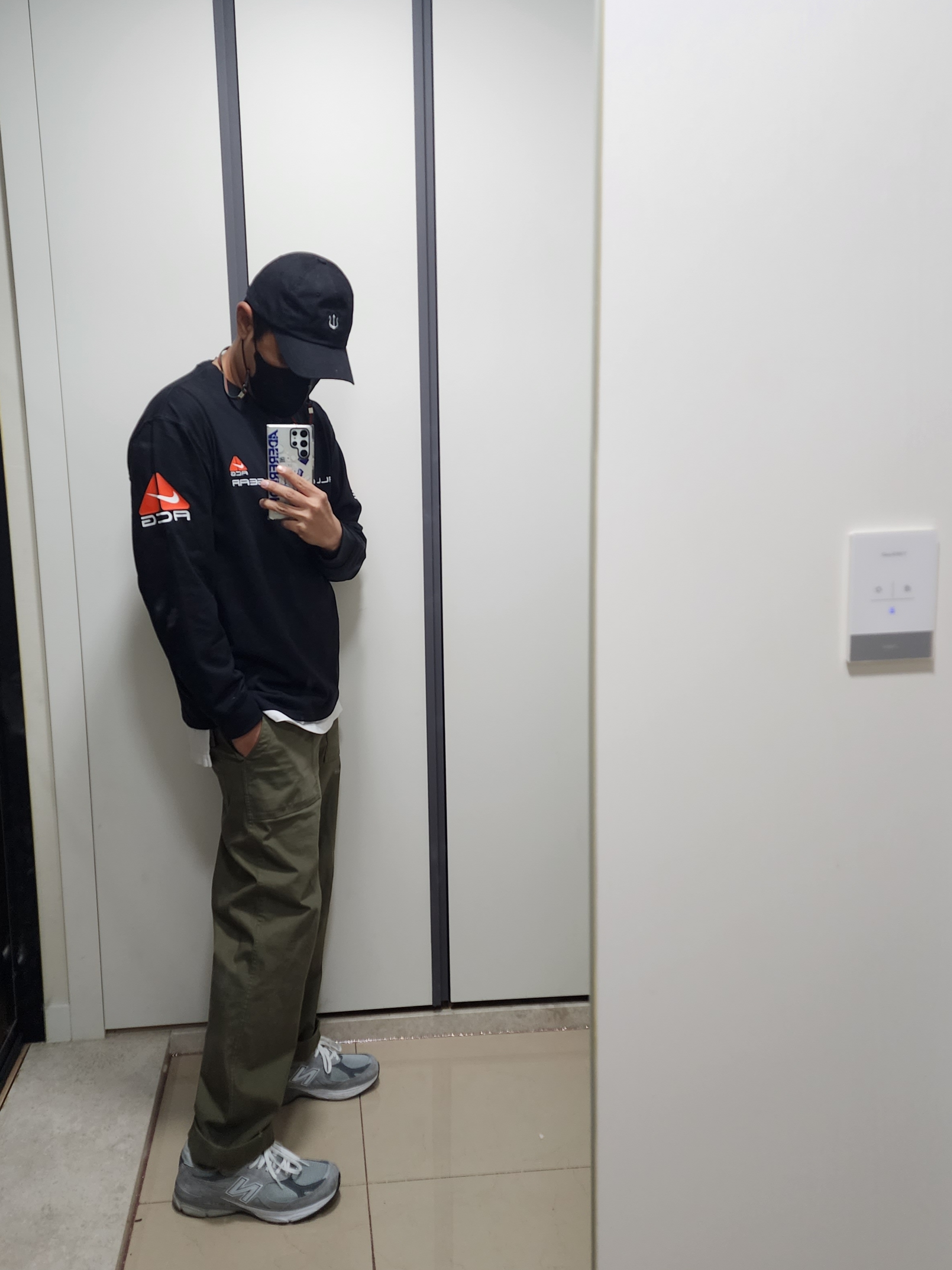 Nike NRG ACG SSNL Lungs Long Sleeve T-Shirt Black - Asia, New Balance 990v3 Made in USA Grey - D Standard 착용 스타일 - 3