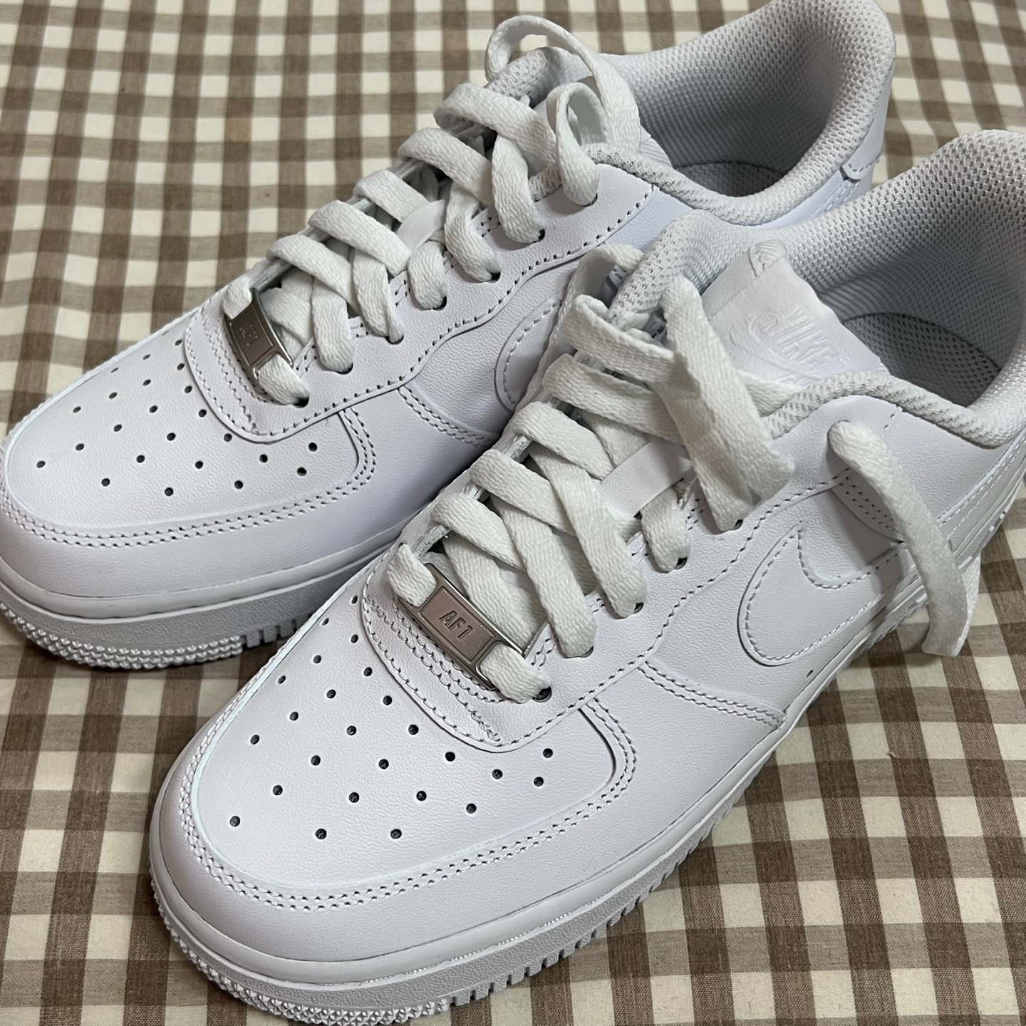 (W) Nike Air Force 1 '07 Low White 착용 스타일