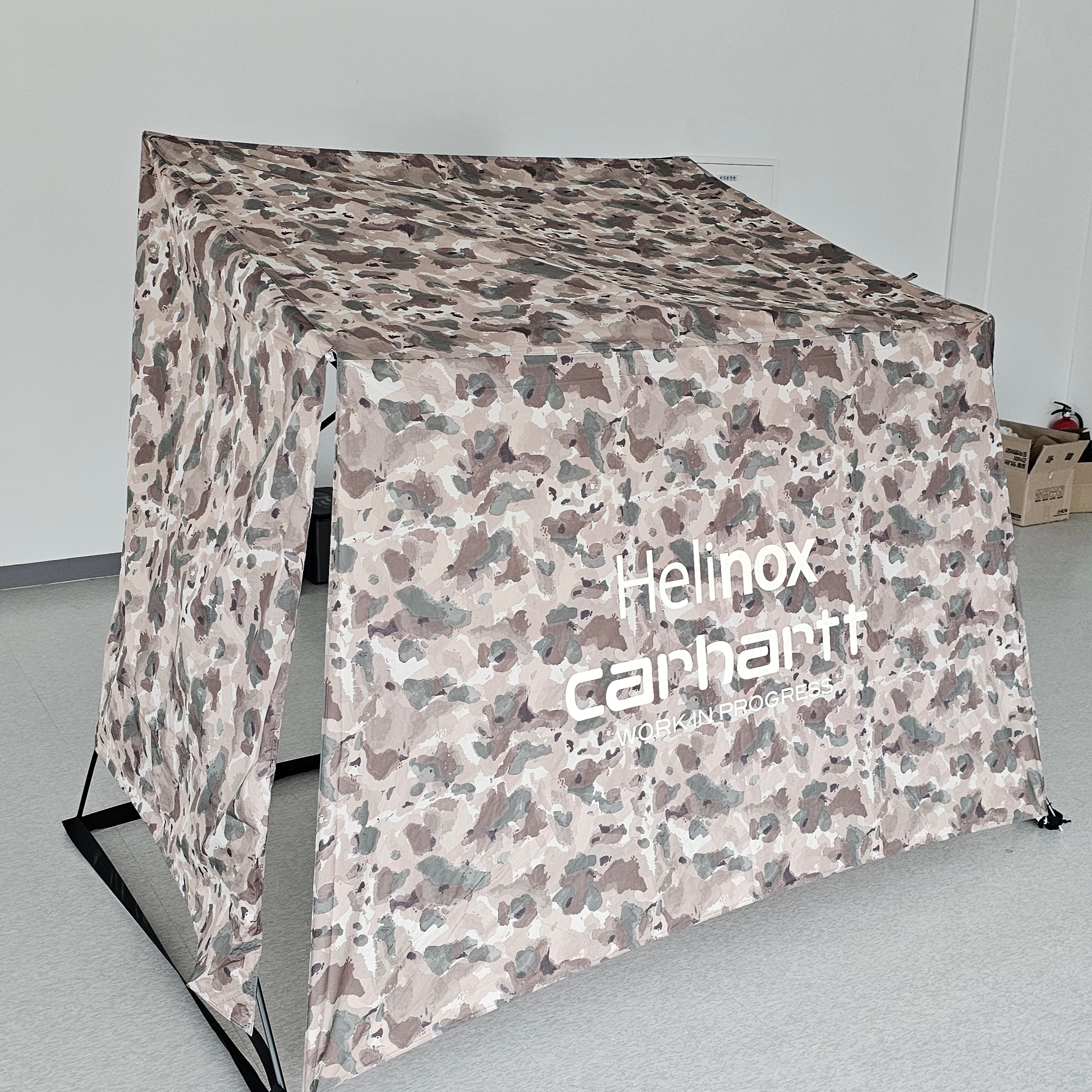 Helinox x Carhartt WIP Royal Box Shade Camo Tide 착용 스타일 - 2
