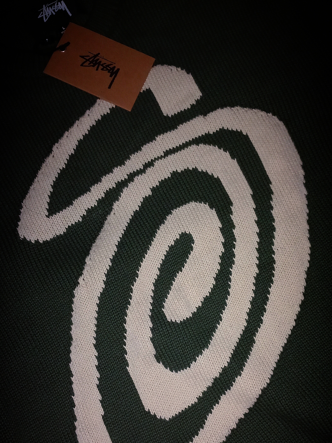 Stussy Curly S Sweater Green 착용 스타일
