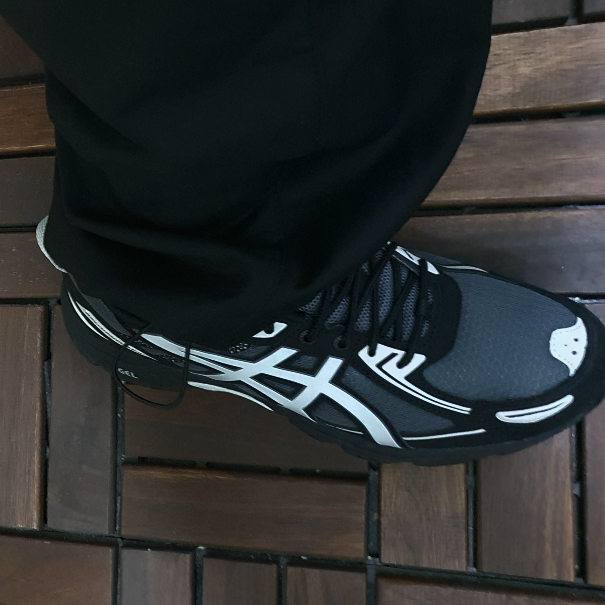Asics Gel-Venture 6 Carrier Grey 착용 스타일