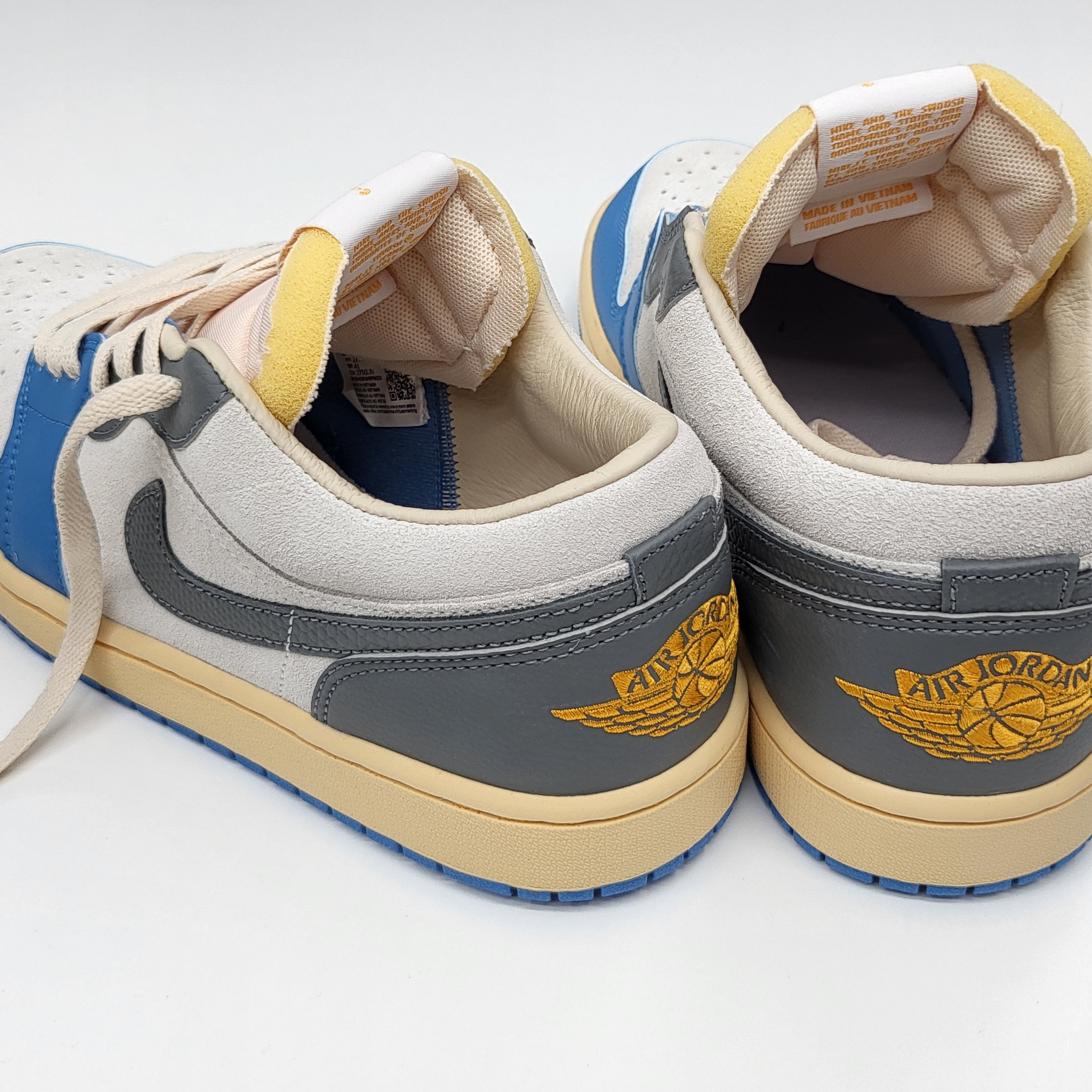 Jordan 1 Low SE Tokyo 96 착용 스타일 - 2