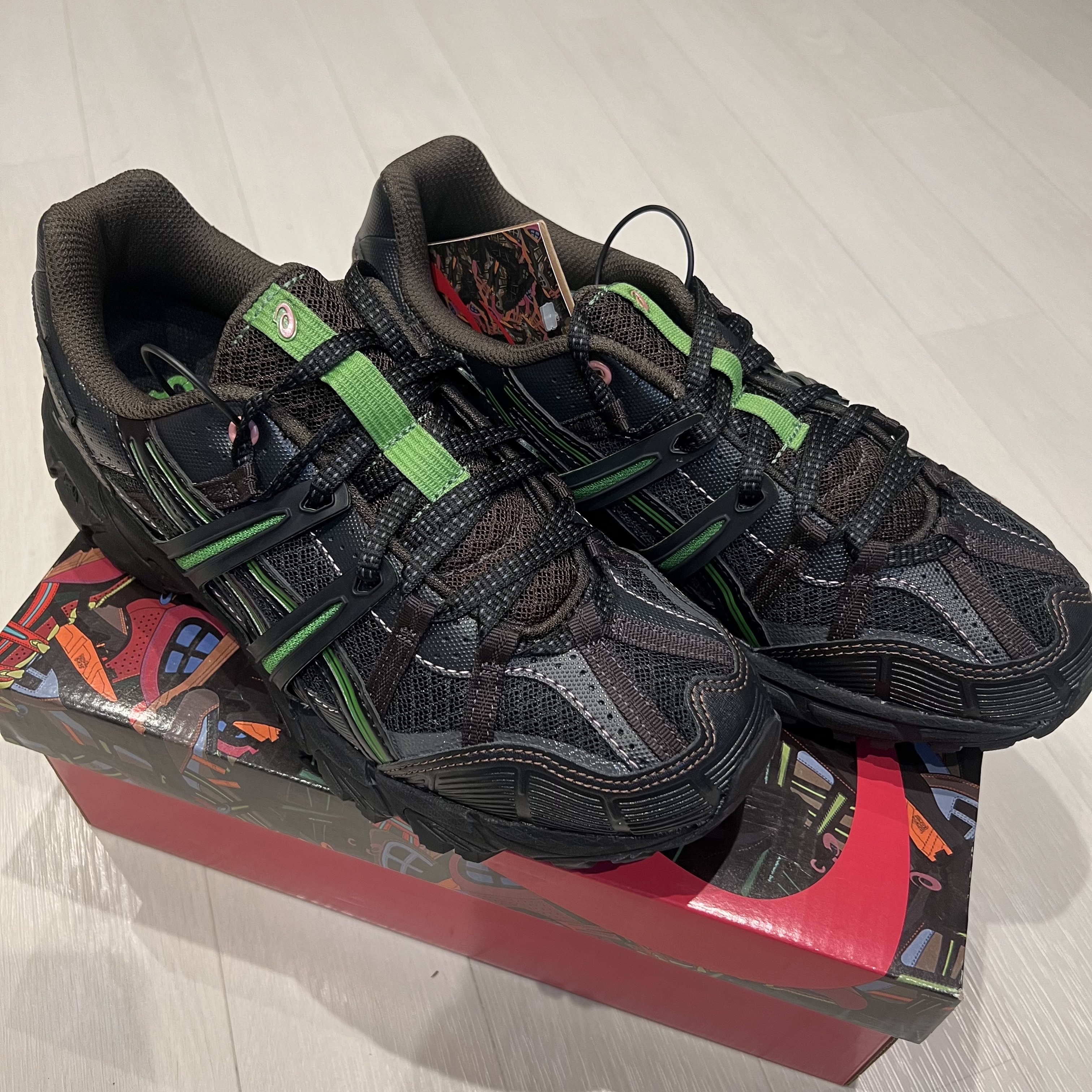 Asics x Andersson Bell Gel-Sonoma 15-50 Black Green 착용 스타일