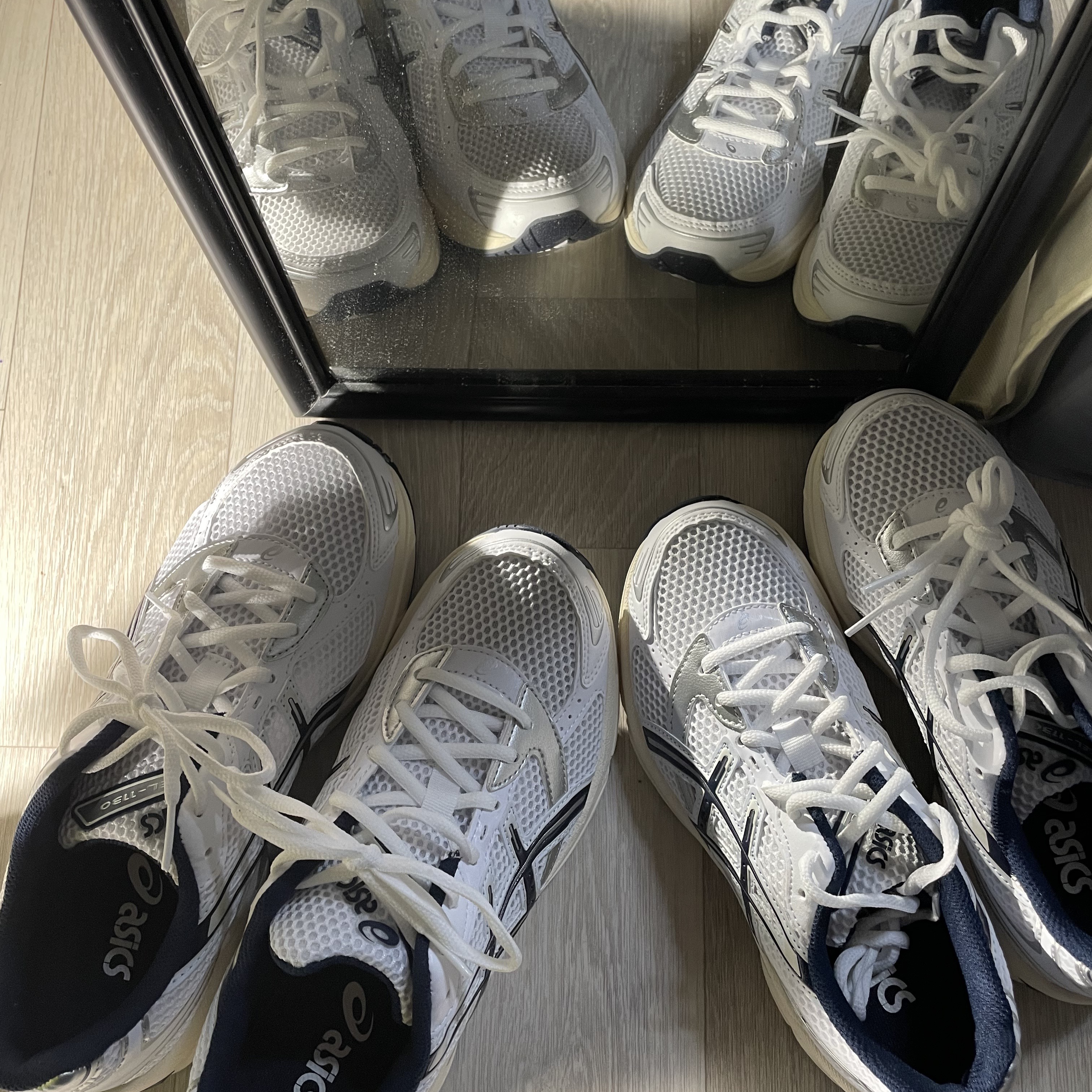 (W) Asics Gel-1130 White Midnight 착용 스타일