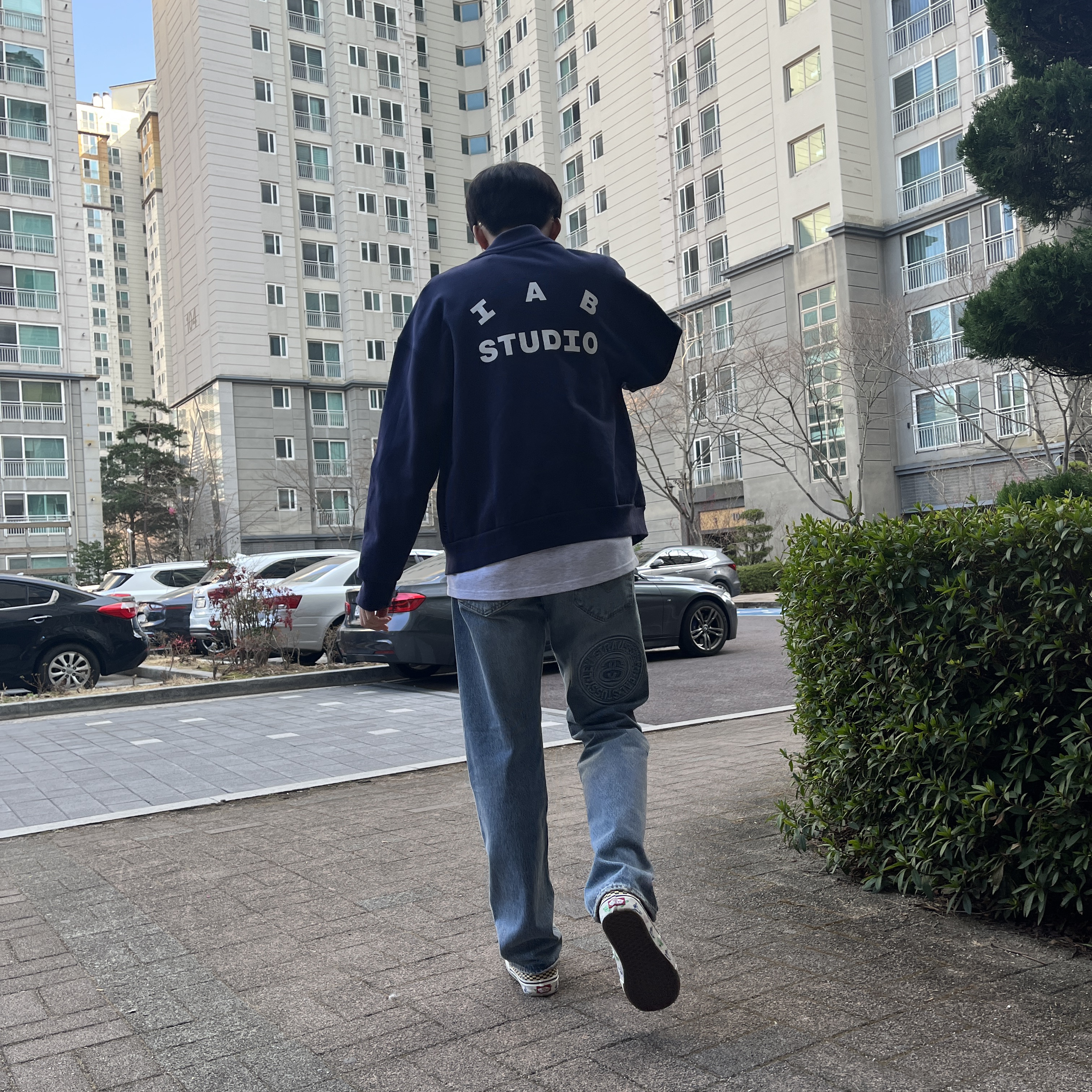 IAB Studio Cotton Stadium Jacket Navy - 21SS, Stussy x Levi's Embossed 501 Jean Indigo 착용 스타일