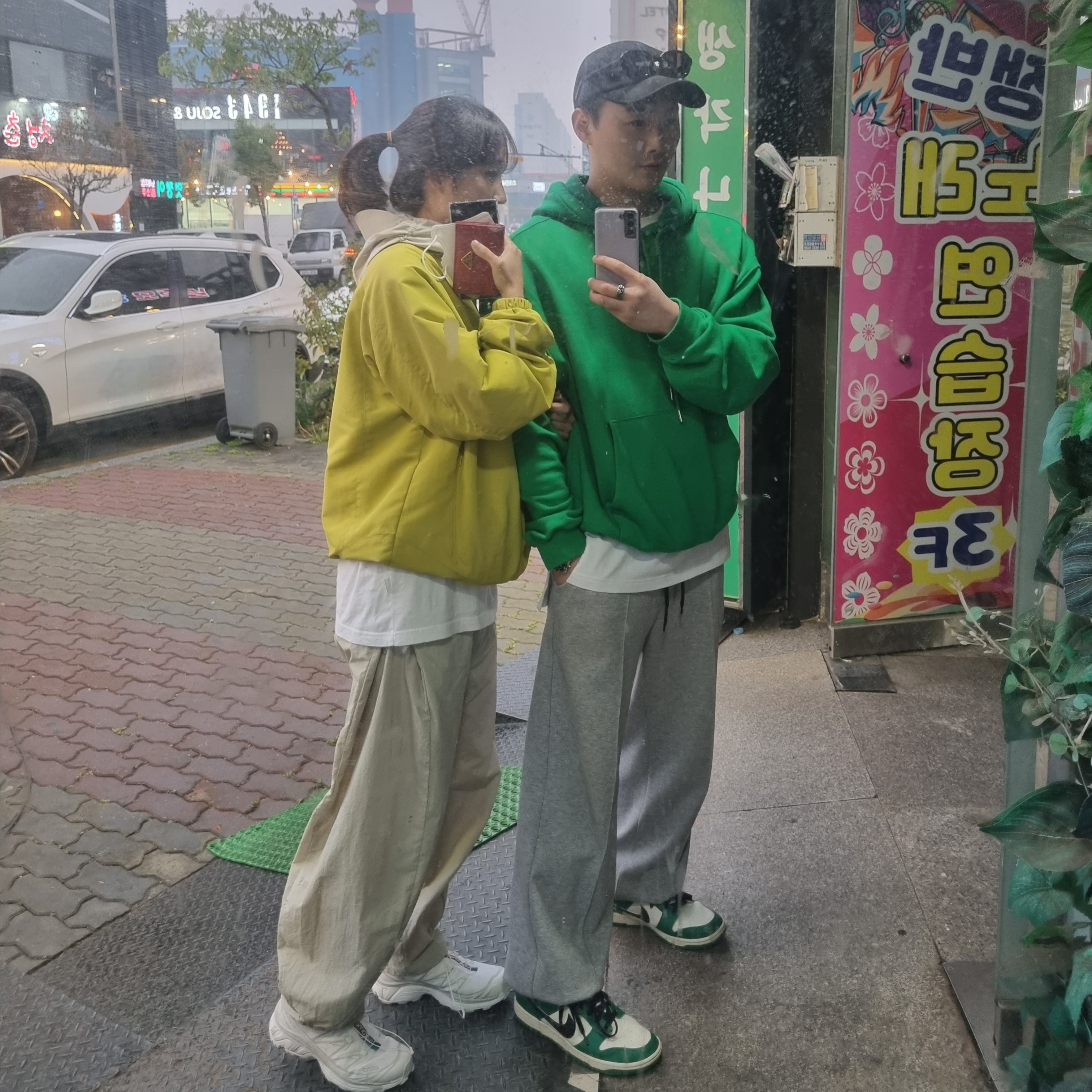 Salomon XT-6 ADV White, Nike Dunk Low Retro SE Jackpot Malachite 착용 스타일 - 1