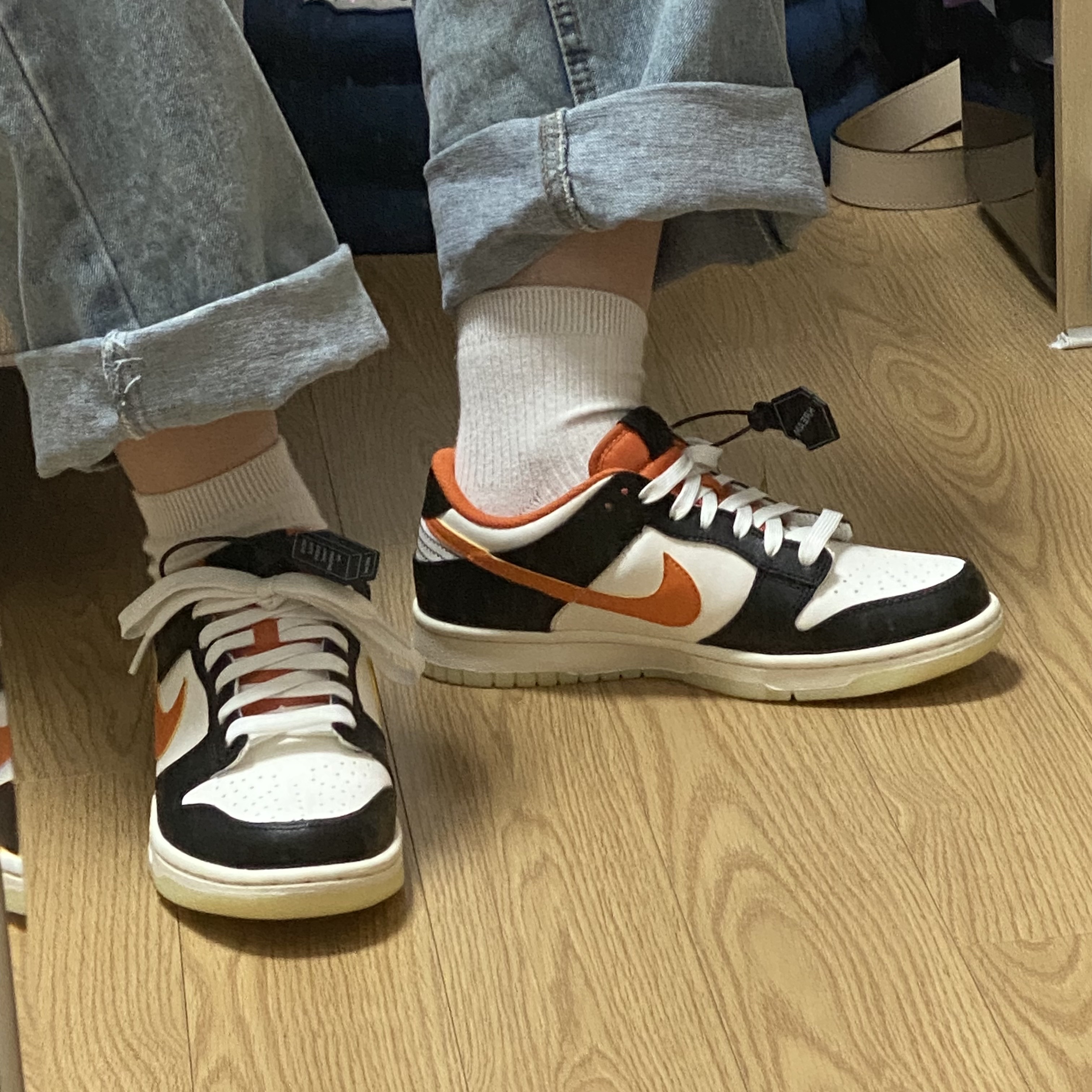 Nike Dunk Low Retro PRM Halloween, (GS) Nike Dunk Low PRM Halloween 착용 스타일 - 4