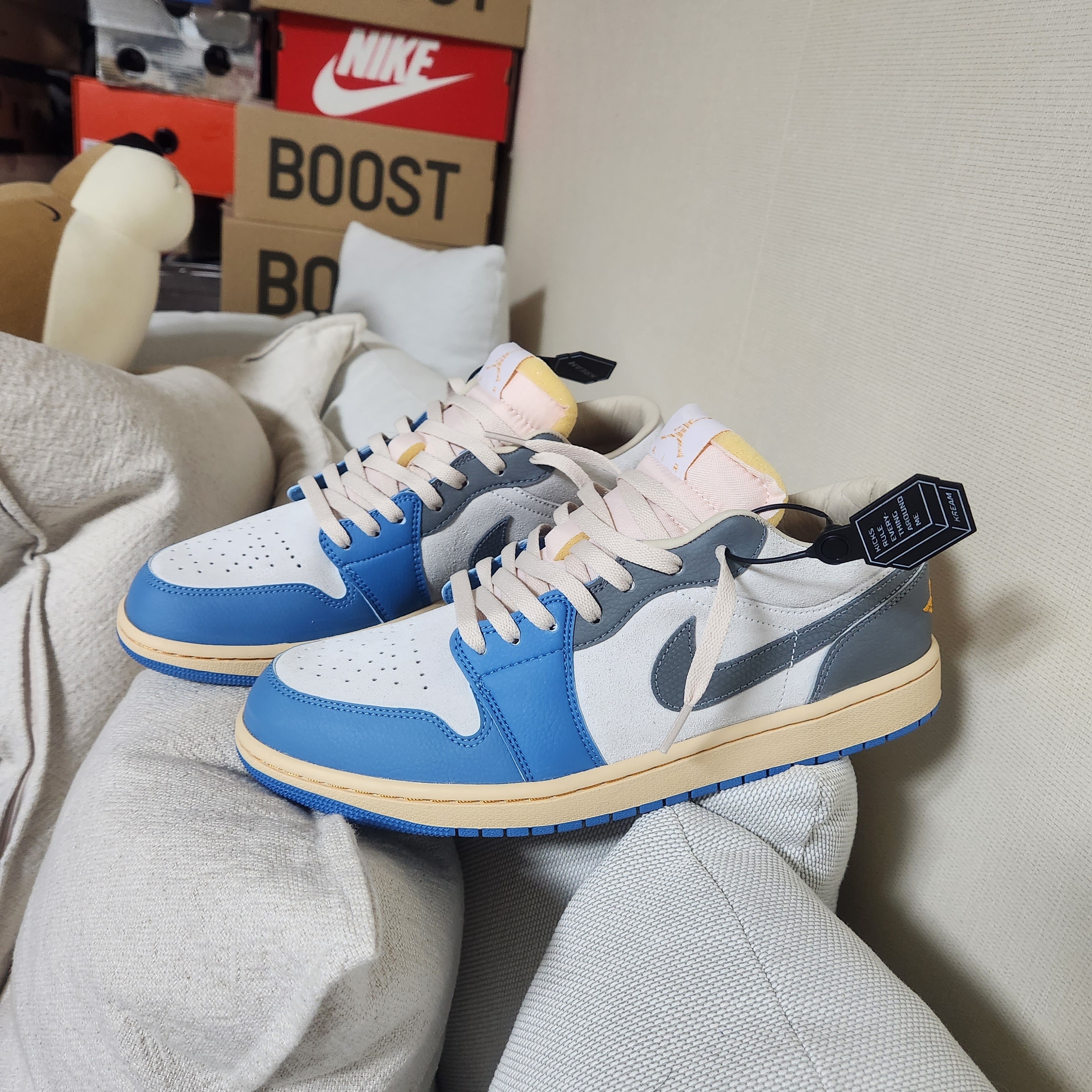 Jordan 1 Low SE Tokyo 96 착용 스타일