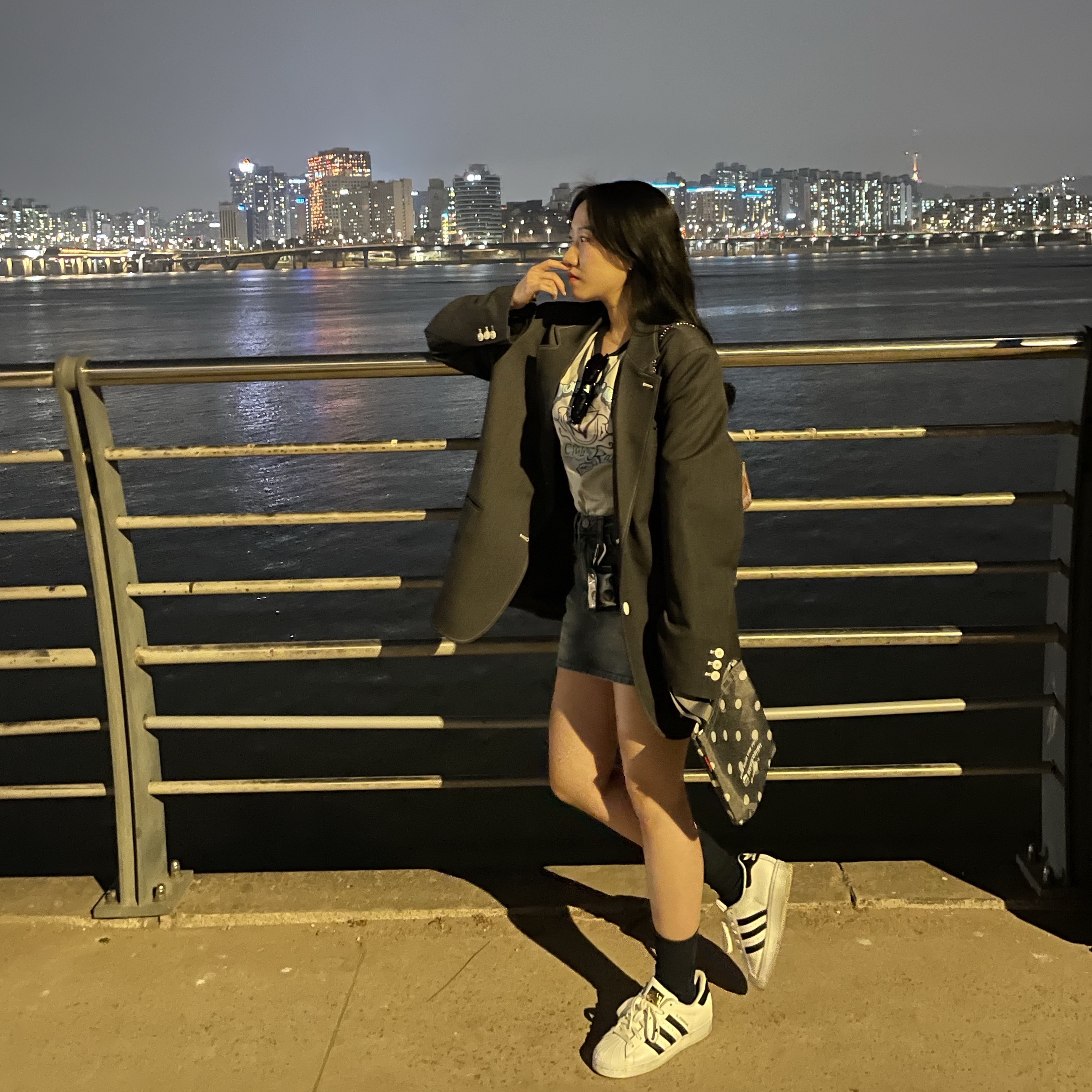 (J) Adidas Superstar J White Black, Adidas Superstar White Black 착용 스타일 - 3