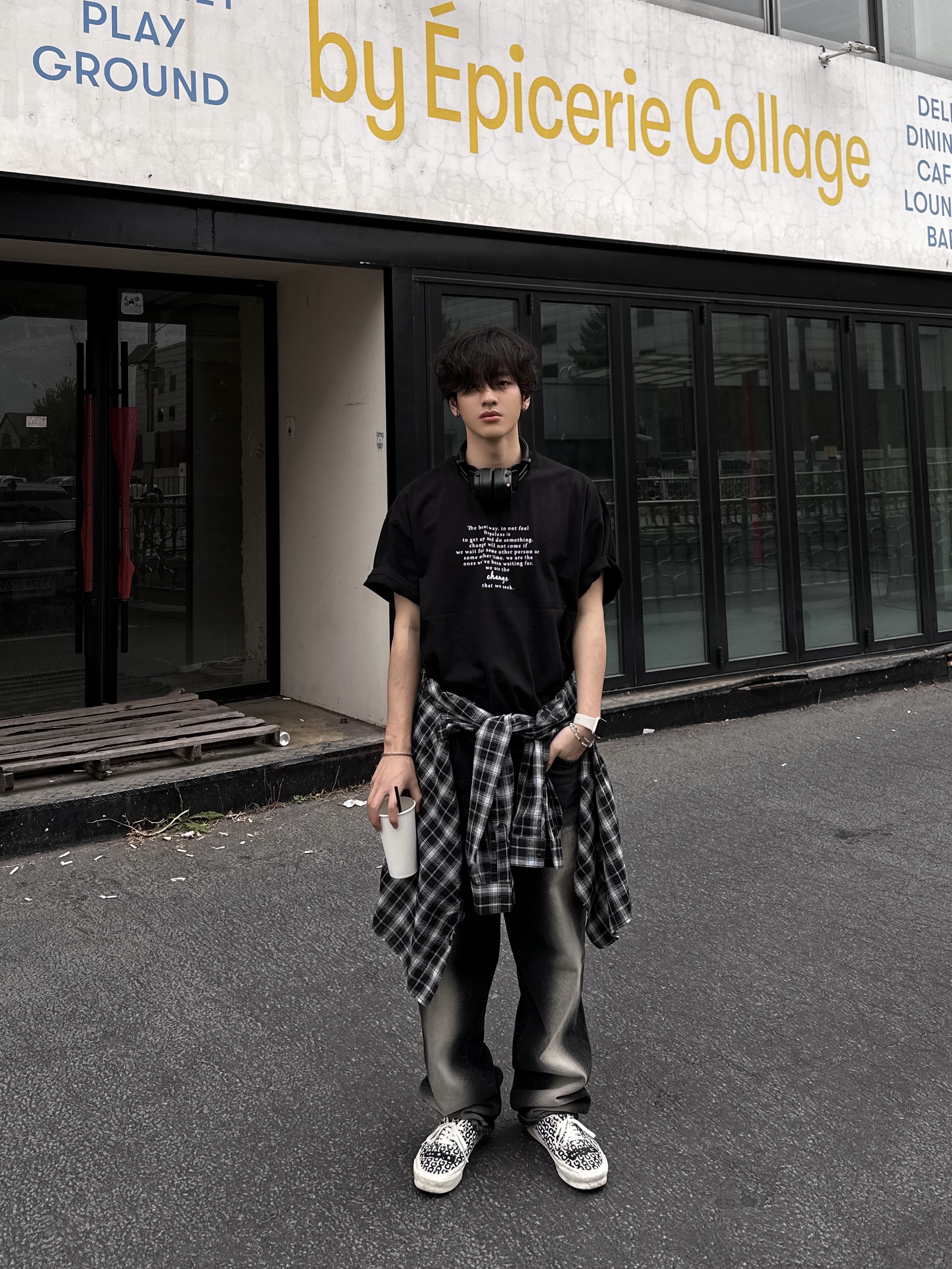 Vans Vault x CDG OG Authentic LX White Black 착용 스타일 - 2