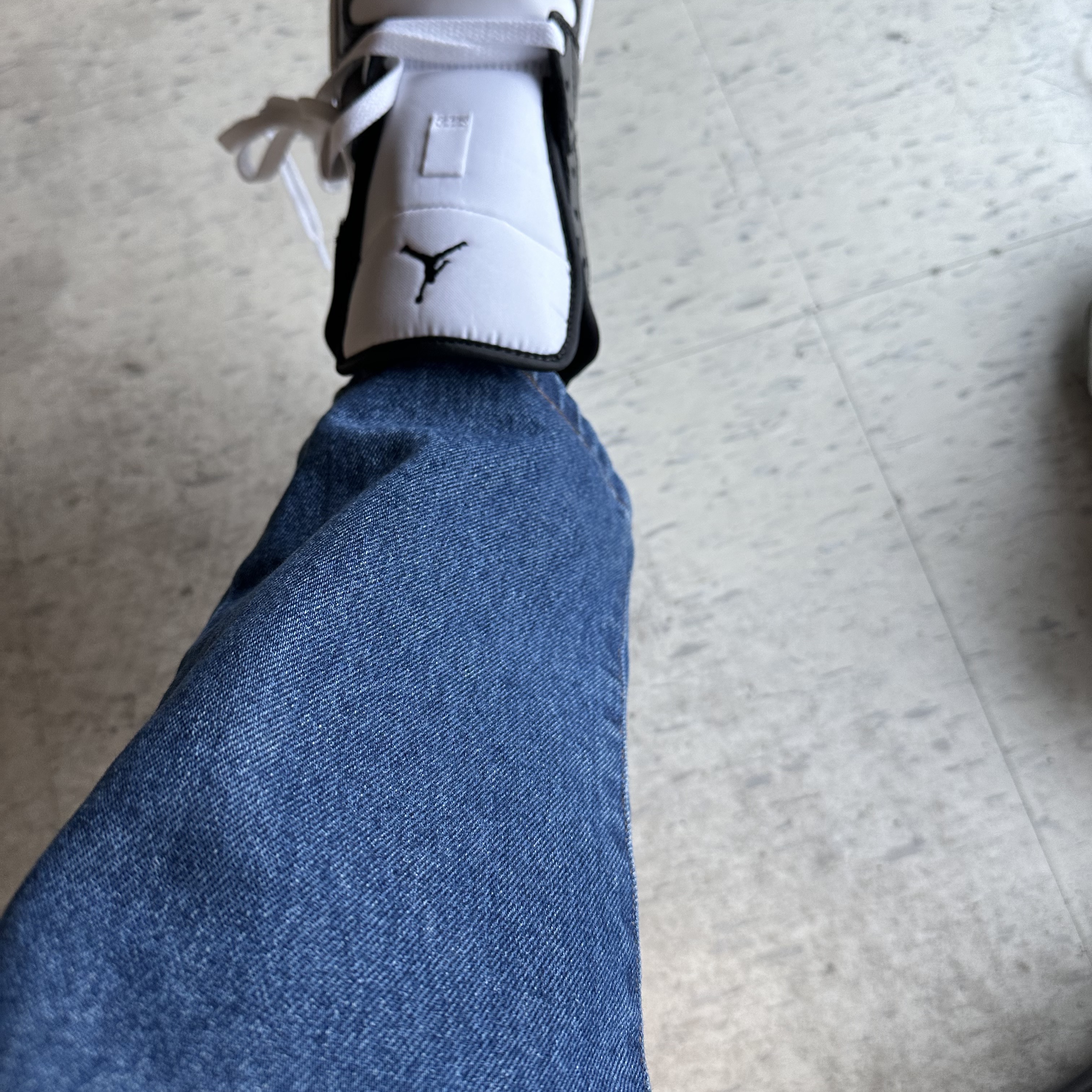 Jordan 1 Low SE Concord 착용 스타일 - 2