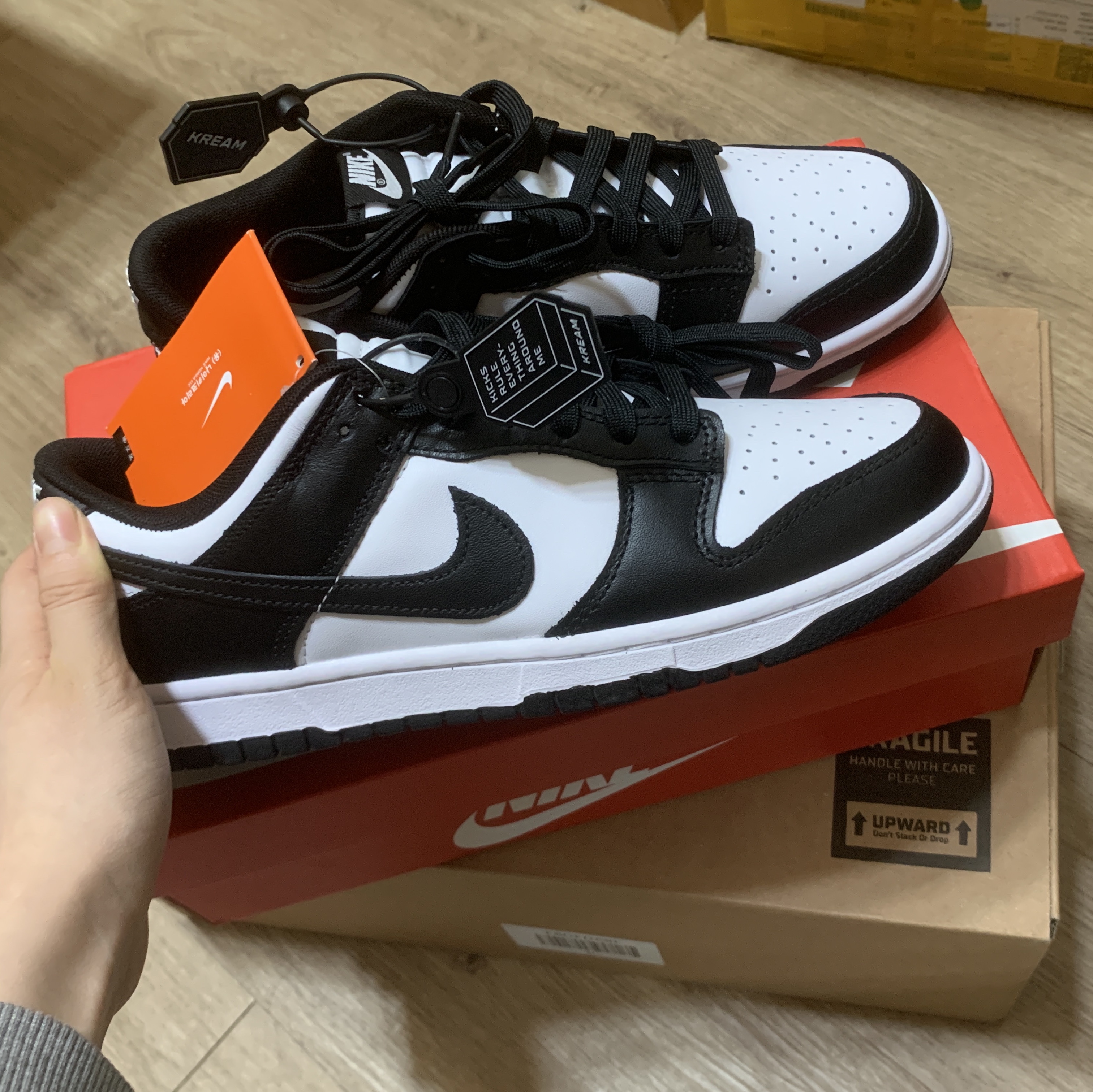 Nike Dunk Low Retro Black 착용 스타일