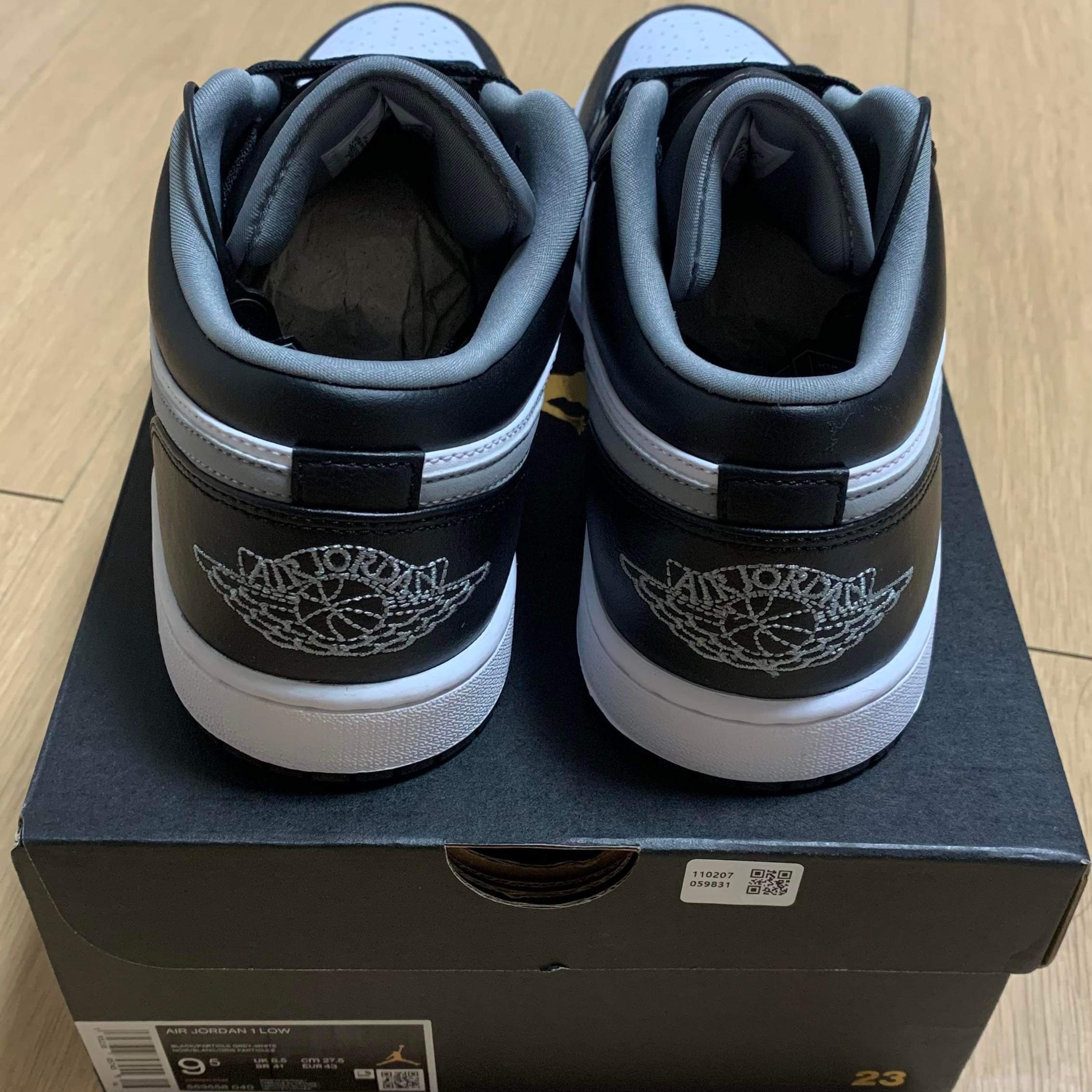 Jordan 1 Low Black Particle Grey 착용 스타일 - 4