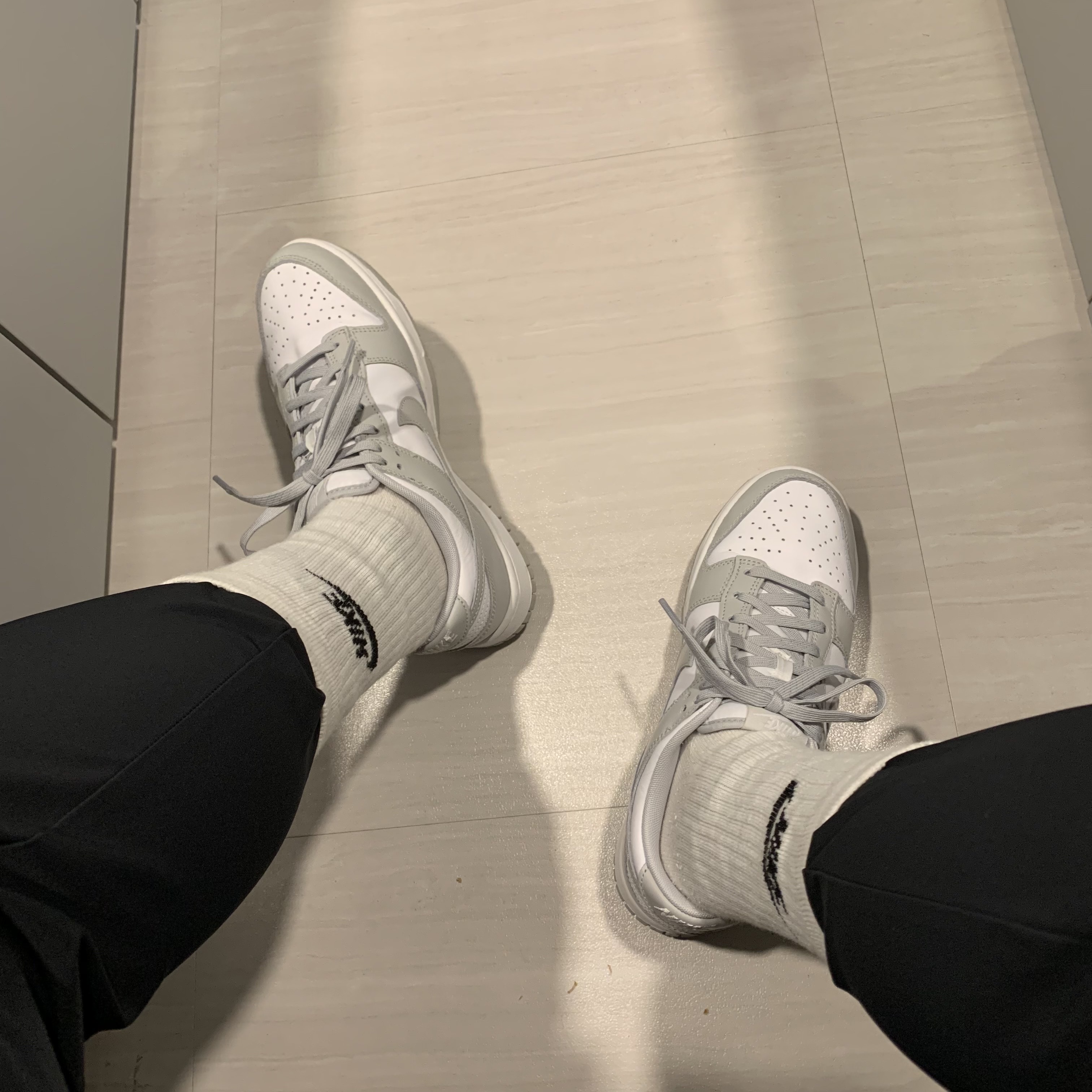 Nike Dunk Low Retro Grey Fog 착용 스타일