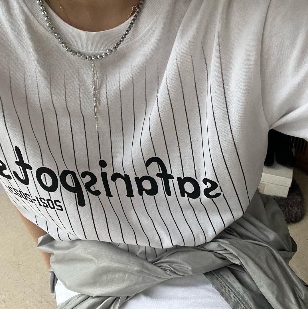 Safarispot Women 1/2 Safarispots Magazine Tee White 착용 스타일 - 2