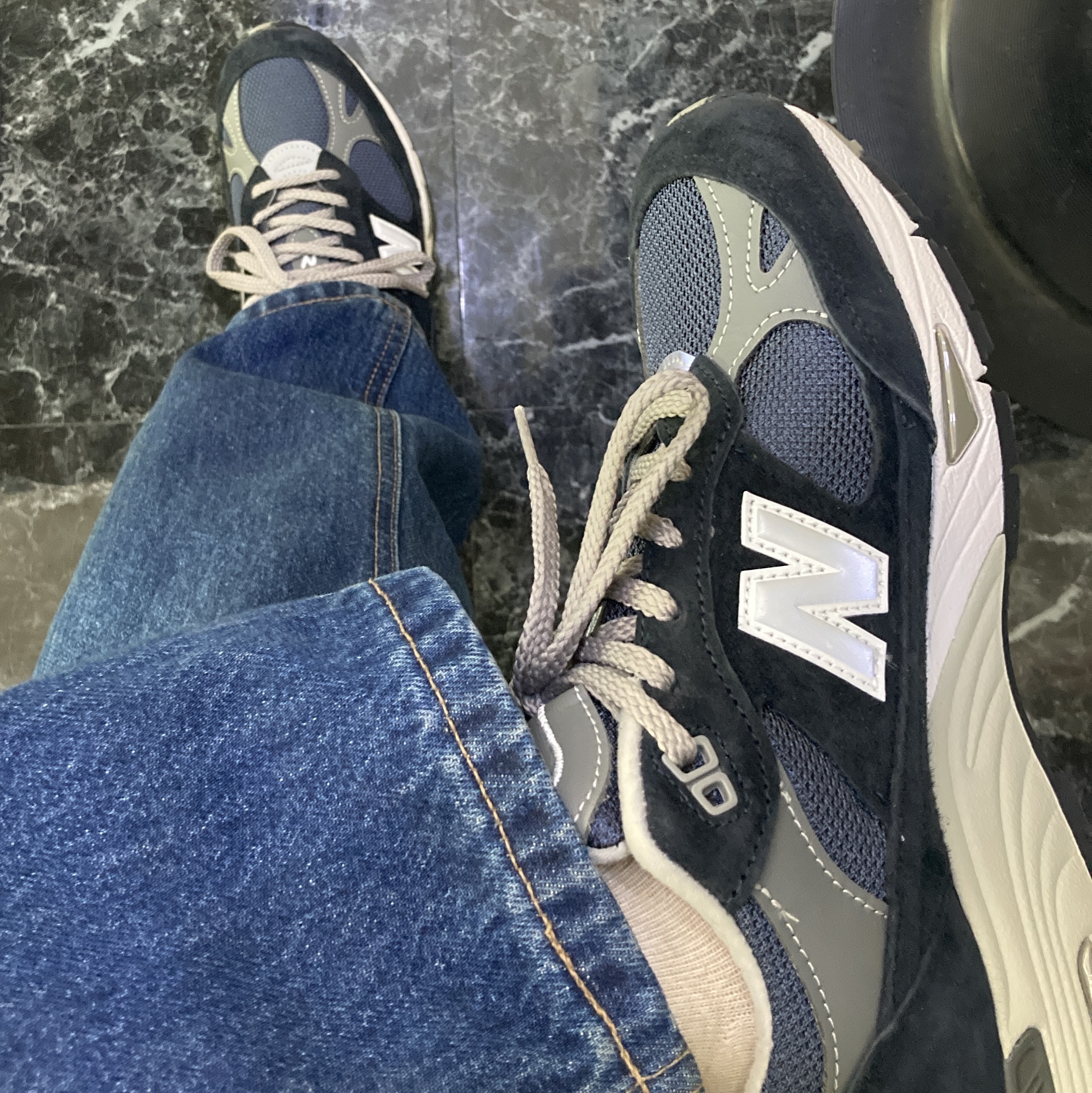 New Balance 991 Made in UK Navy 착용 스타일