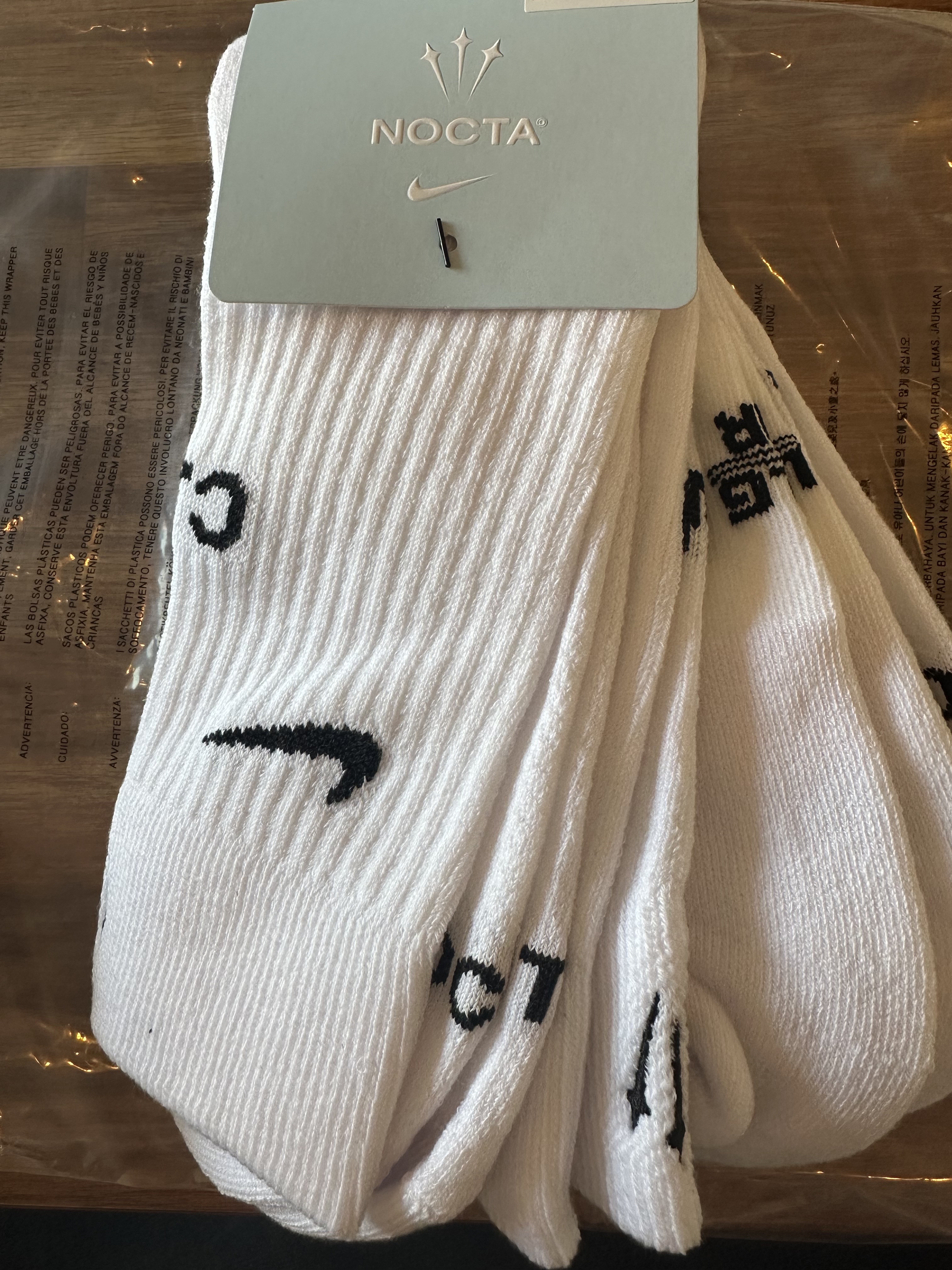Nike x Drake Nocta Socks White (3 Pack) 착용 스타일