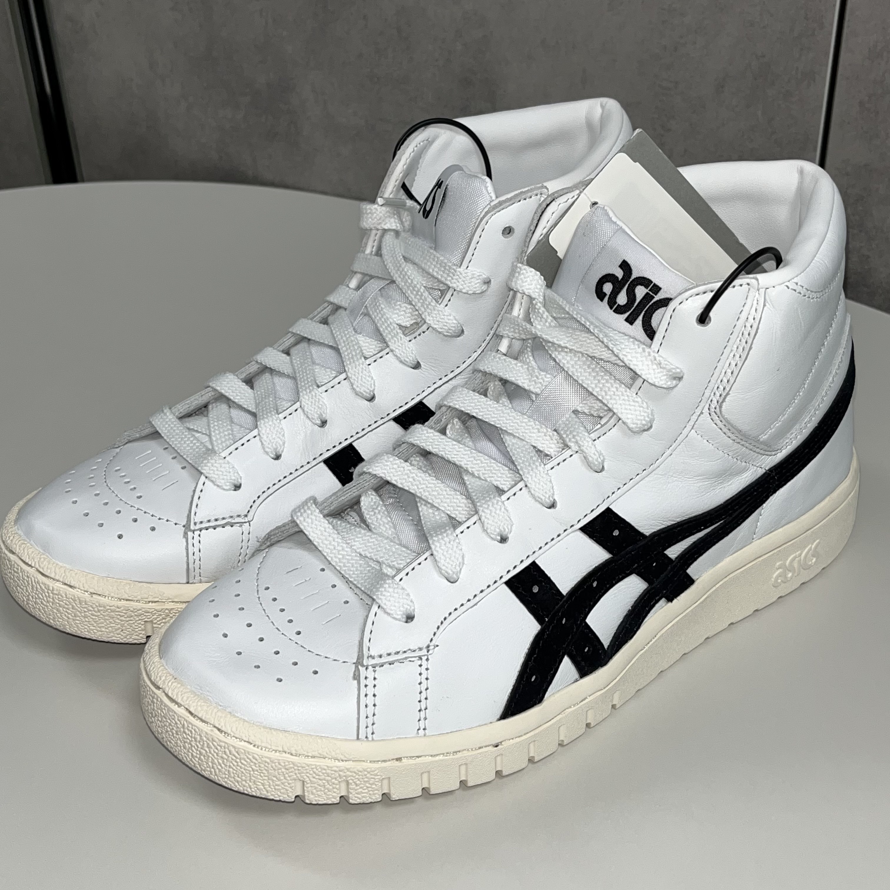 Asics Gel-PTG MT White Black 착용 스타일 - 1