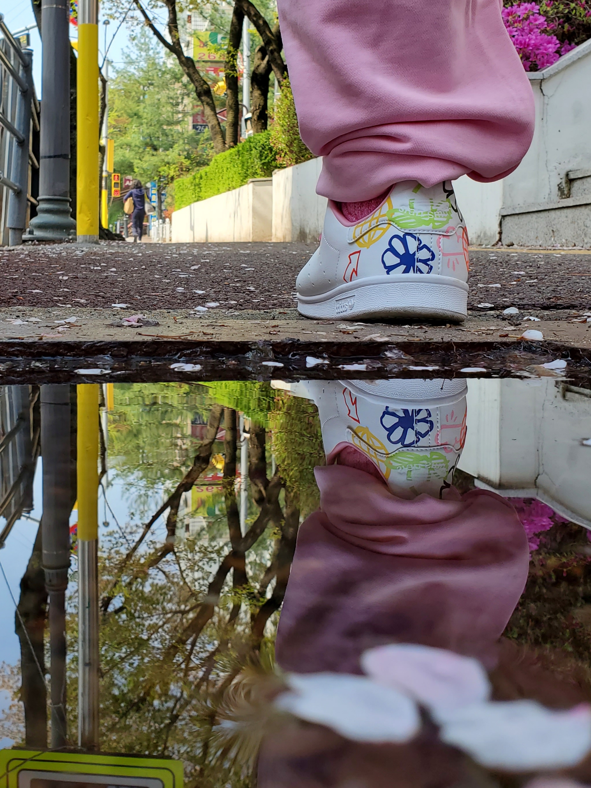 (W) Adidas Stan Smith White Green 착용 스타일 - 1