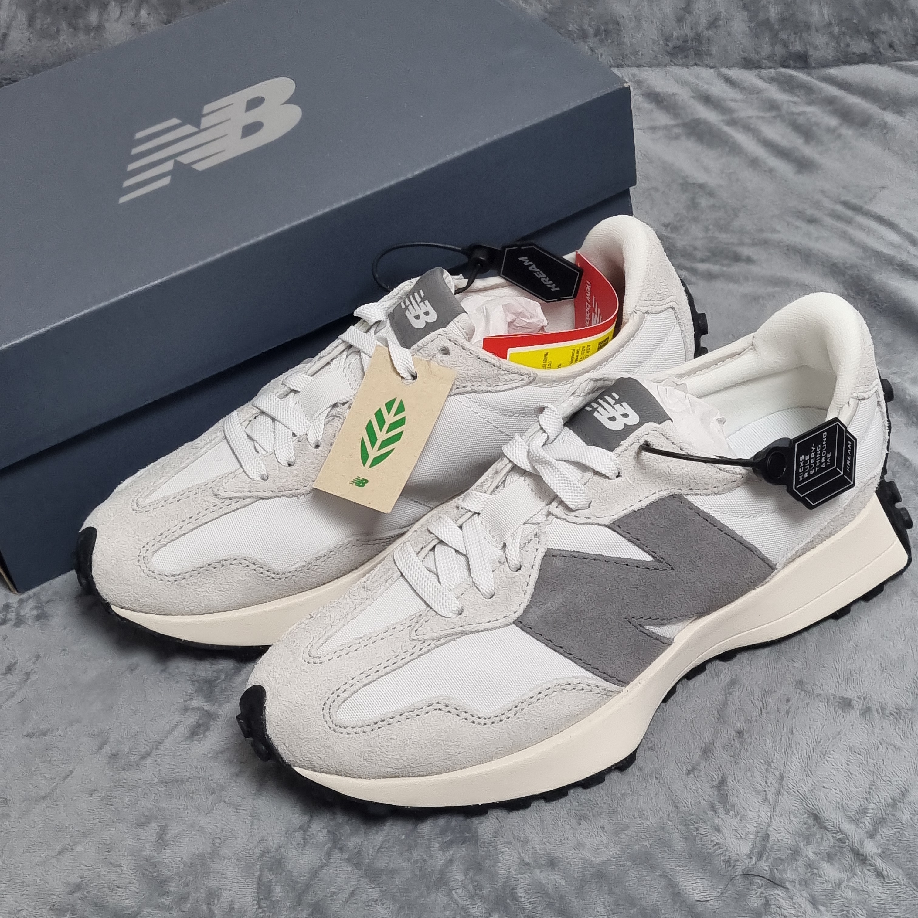 New Balance 327 Nimbus Cloud Rain Cloud 착용 스타일 - 1