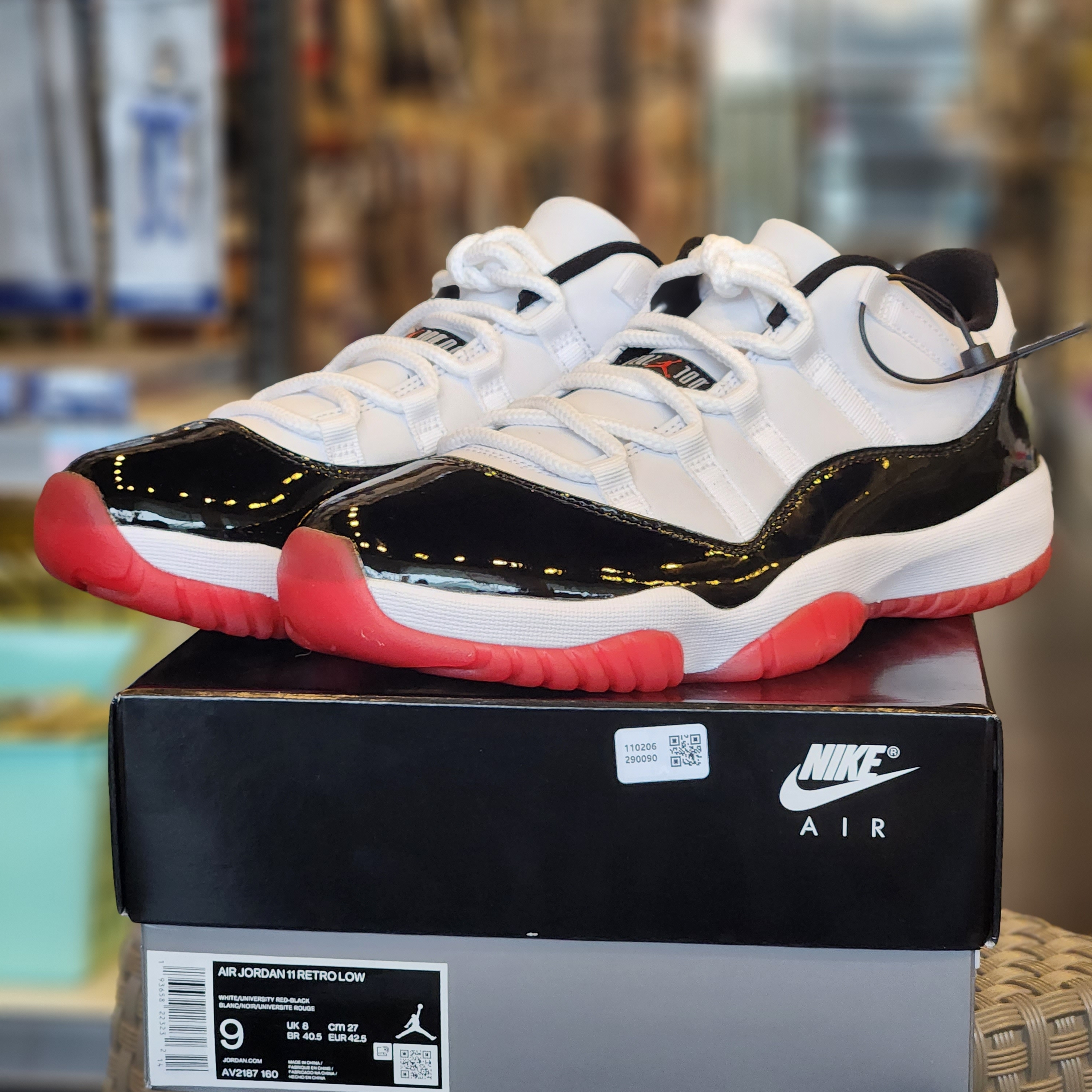 Jordan 11 Retro Low Concord Bred 착용 스타일 - 5