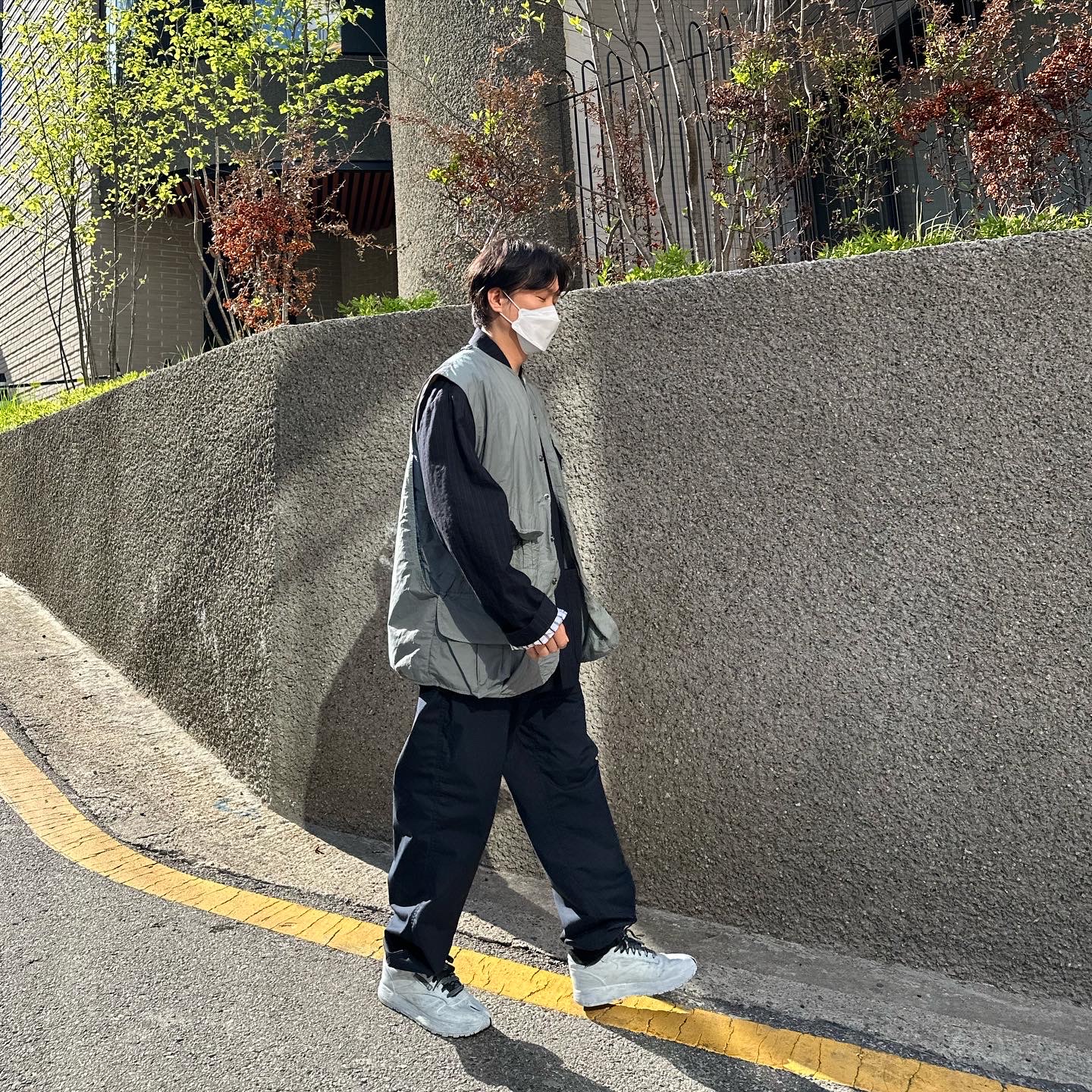 Reebok x Maison Margiela Classic Leather Tabi Shoes Bianchetto 착용 스타일 - 1