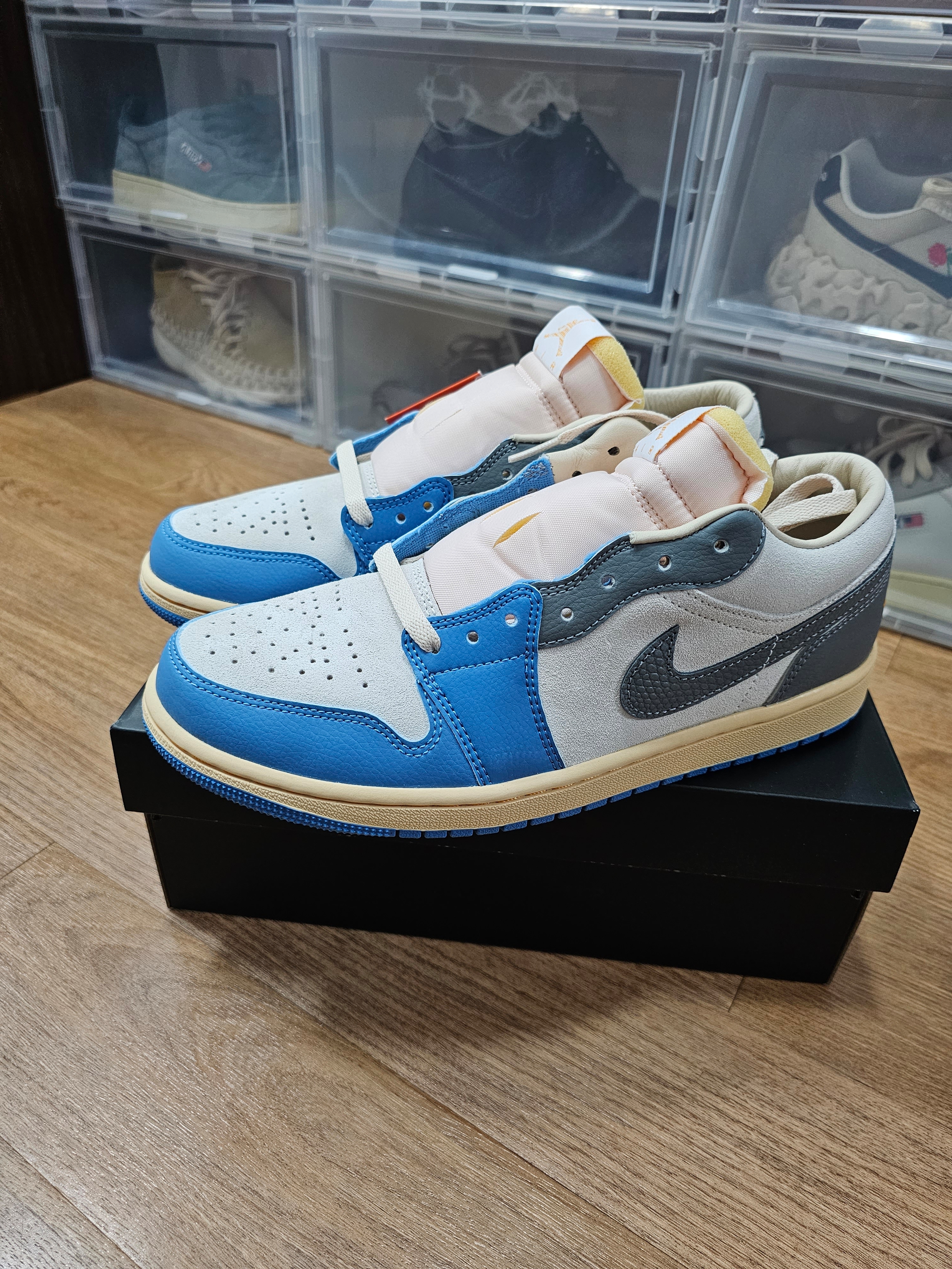 Jordan 1 Low SE Tokyo 96 착용 스타일 - 1