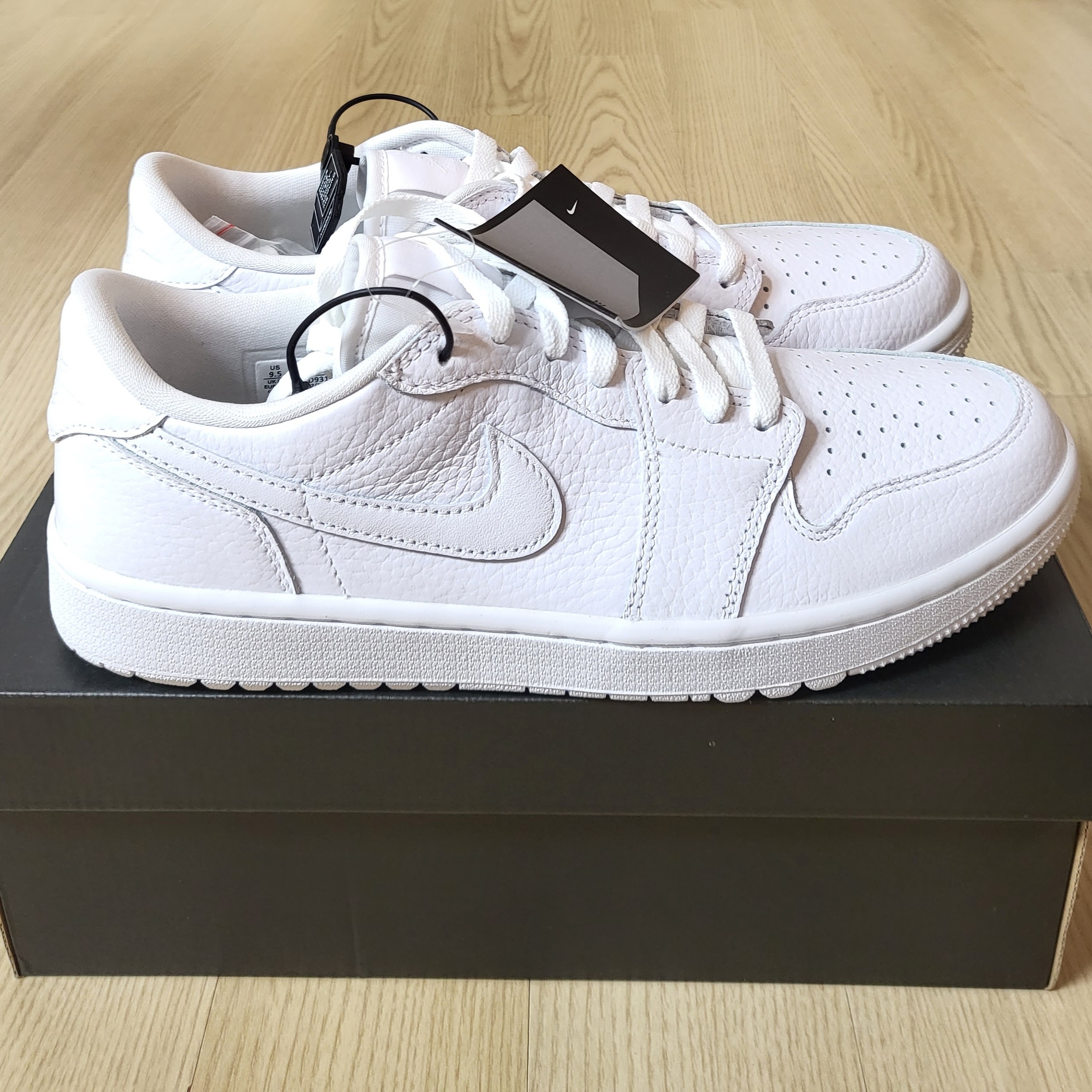 Jordan 1 Low Golf Triple White 착용 스타일