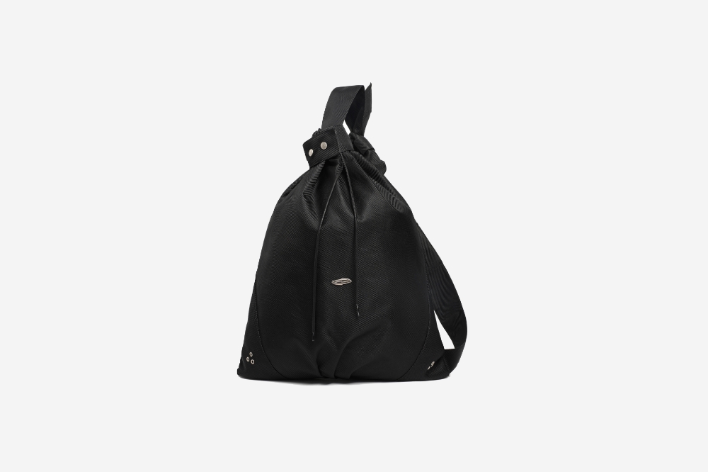 【Opening Project】 Drawstring Snap Sling Bag /追跡付 Opening Project】 Drawstring Snap Sling Bag /追跡付