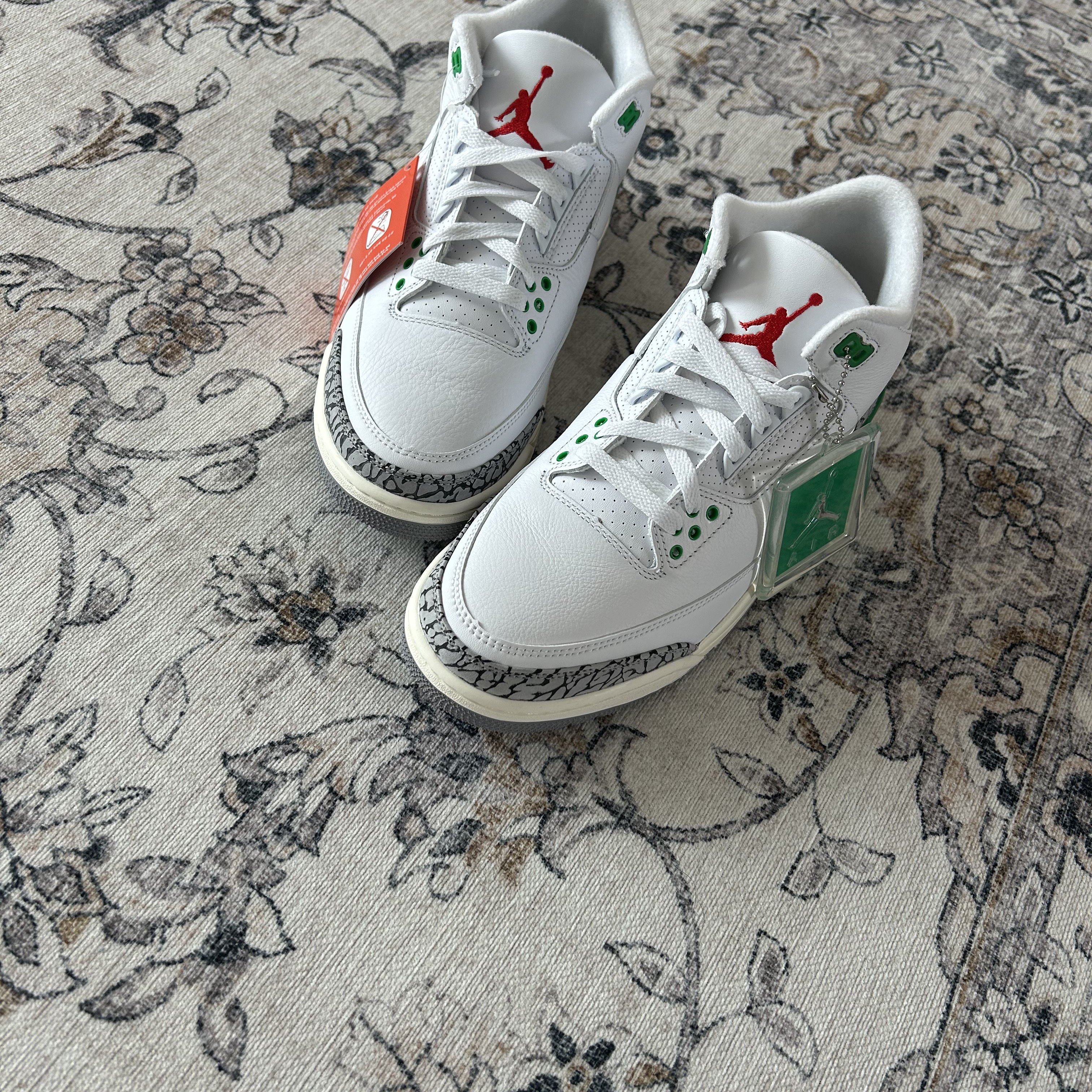 (W) Jordan 3 Retro Lucky Green 착용 스타일 - 2