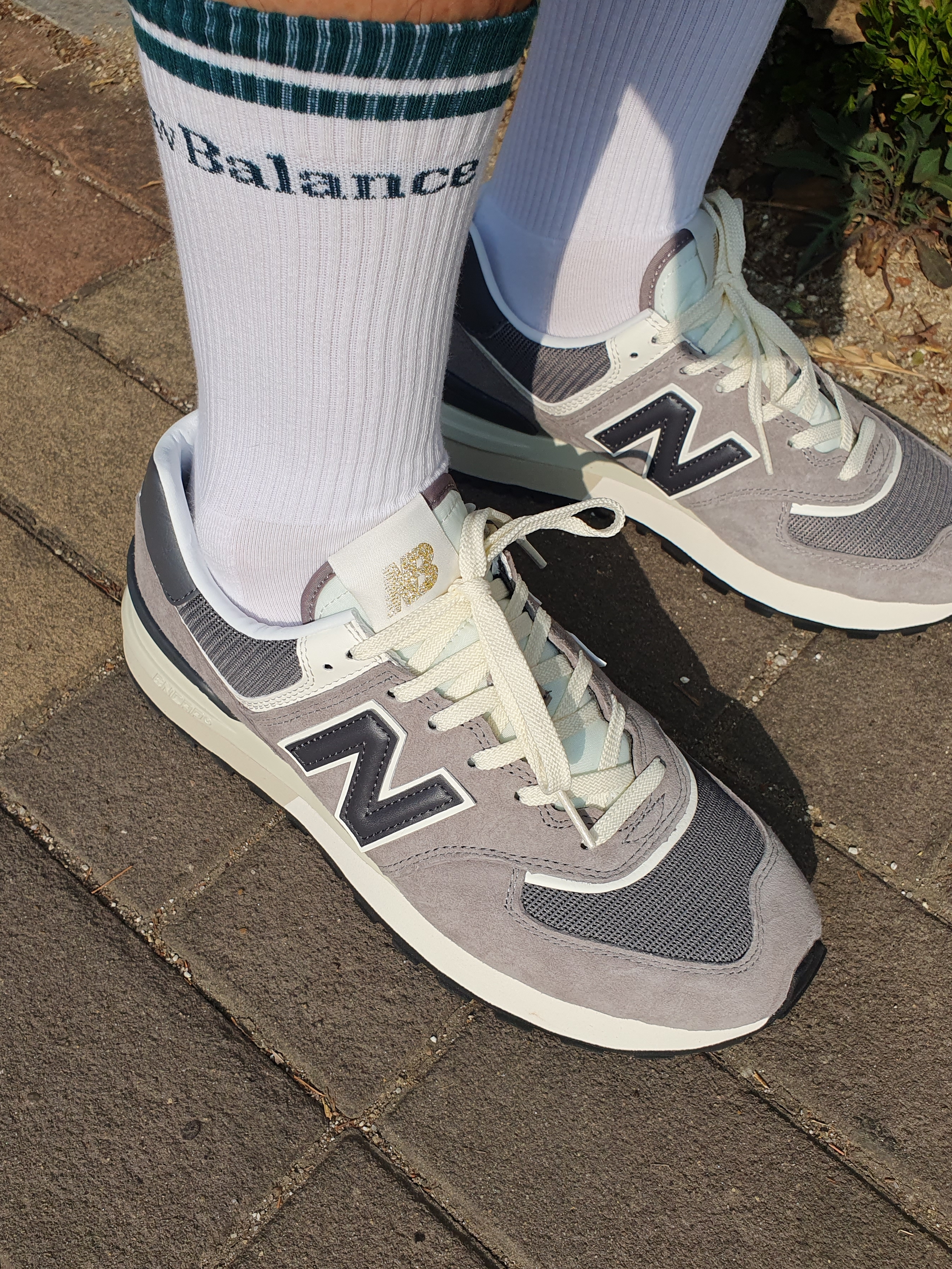 New Balance 574 Legacy Grey 착용 스타일