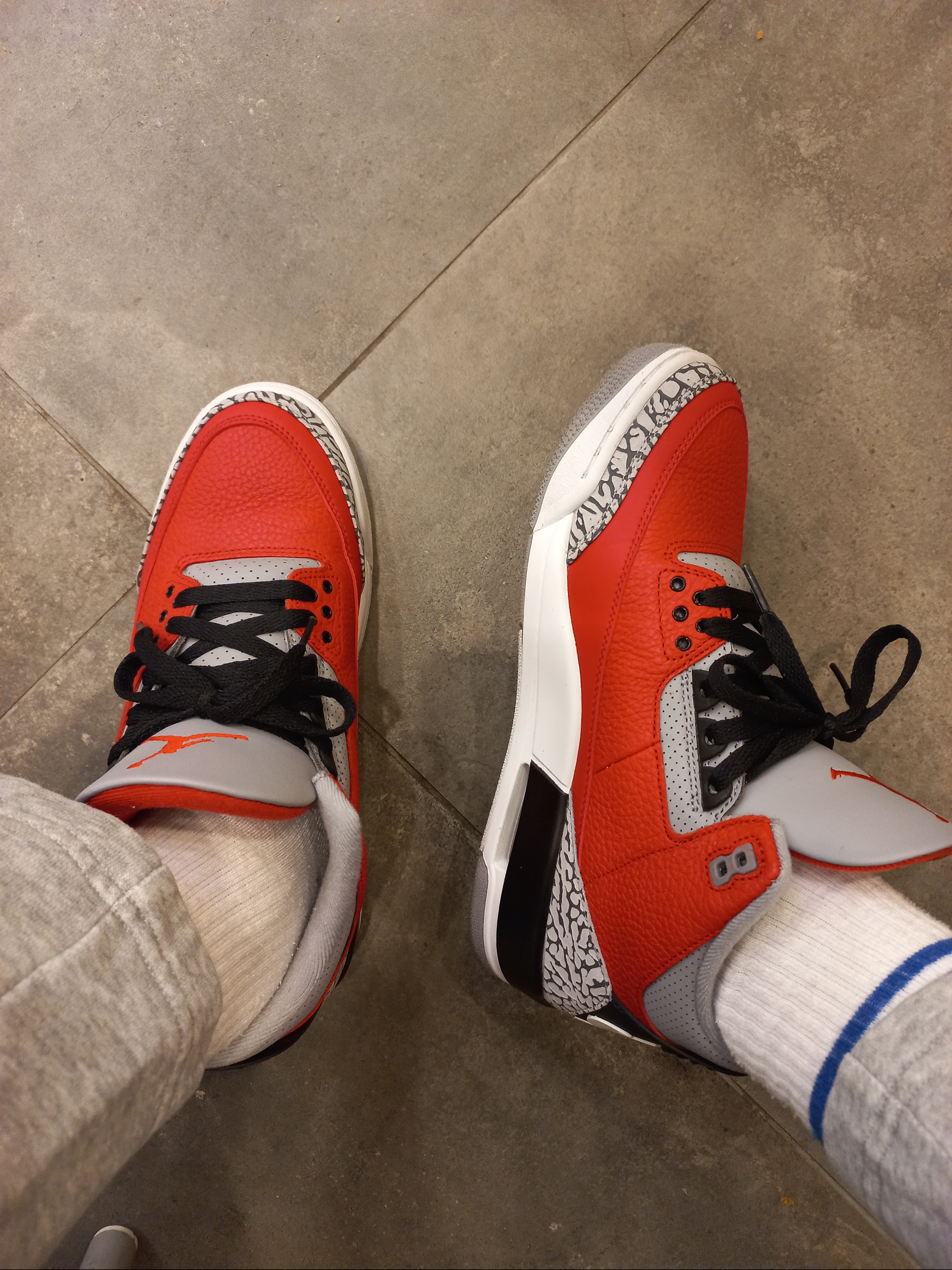Jordan 3 Retro SE Unite, (GS) Jordan 3 Retro SE Unite 착용 스타일