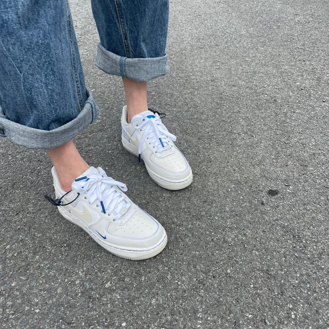 (W) Nike Air Force 1 '07 LX Game Royal Sail 착용 스타일
