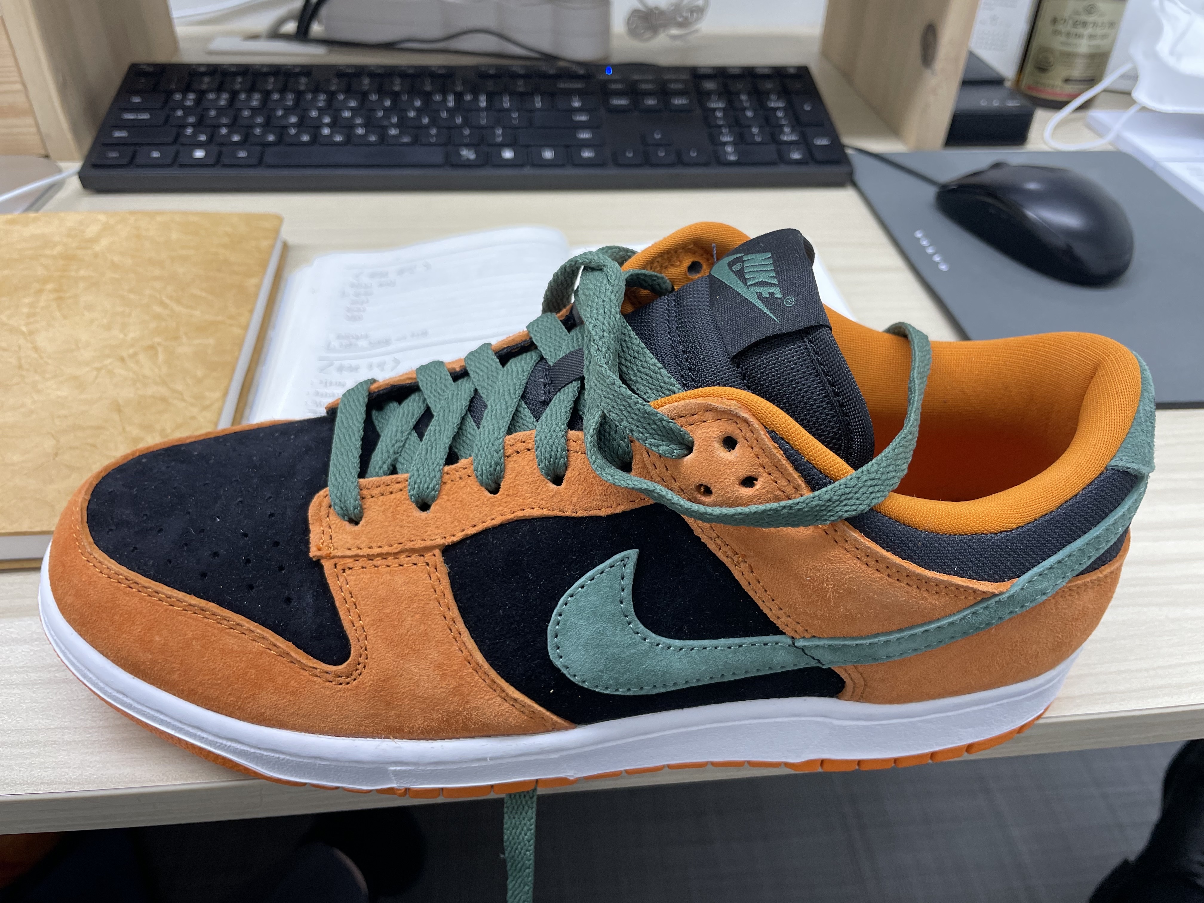 Nike Dunk Low SP Ceramic 착용 스타일