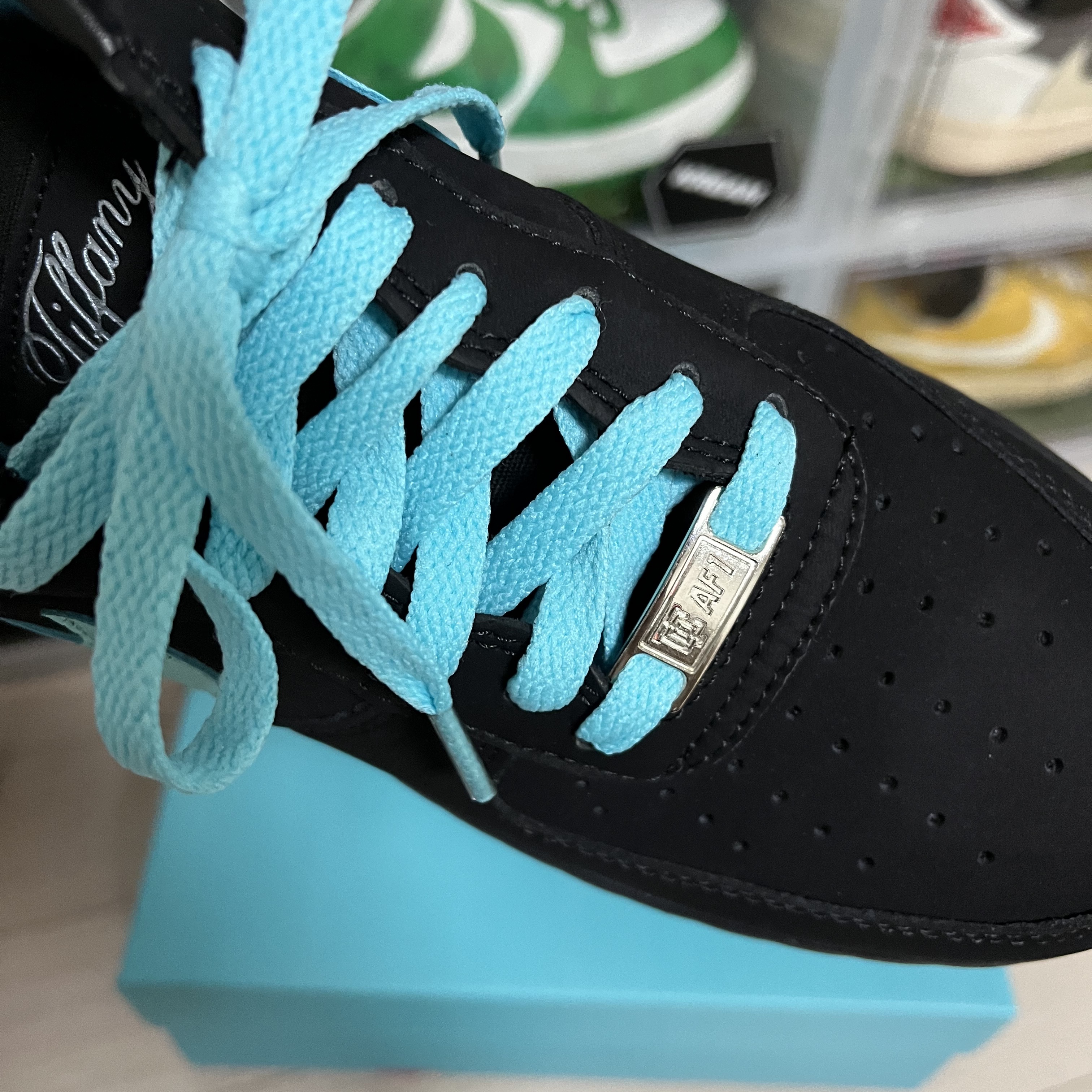 Nike x Tiffany & Co. Air Force 1 Low SP 1837, Tiffany & Co. x Nike Air Force 1 Dubrae Sterling Silver (Set of 2) 착용 스타일