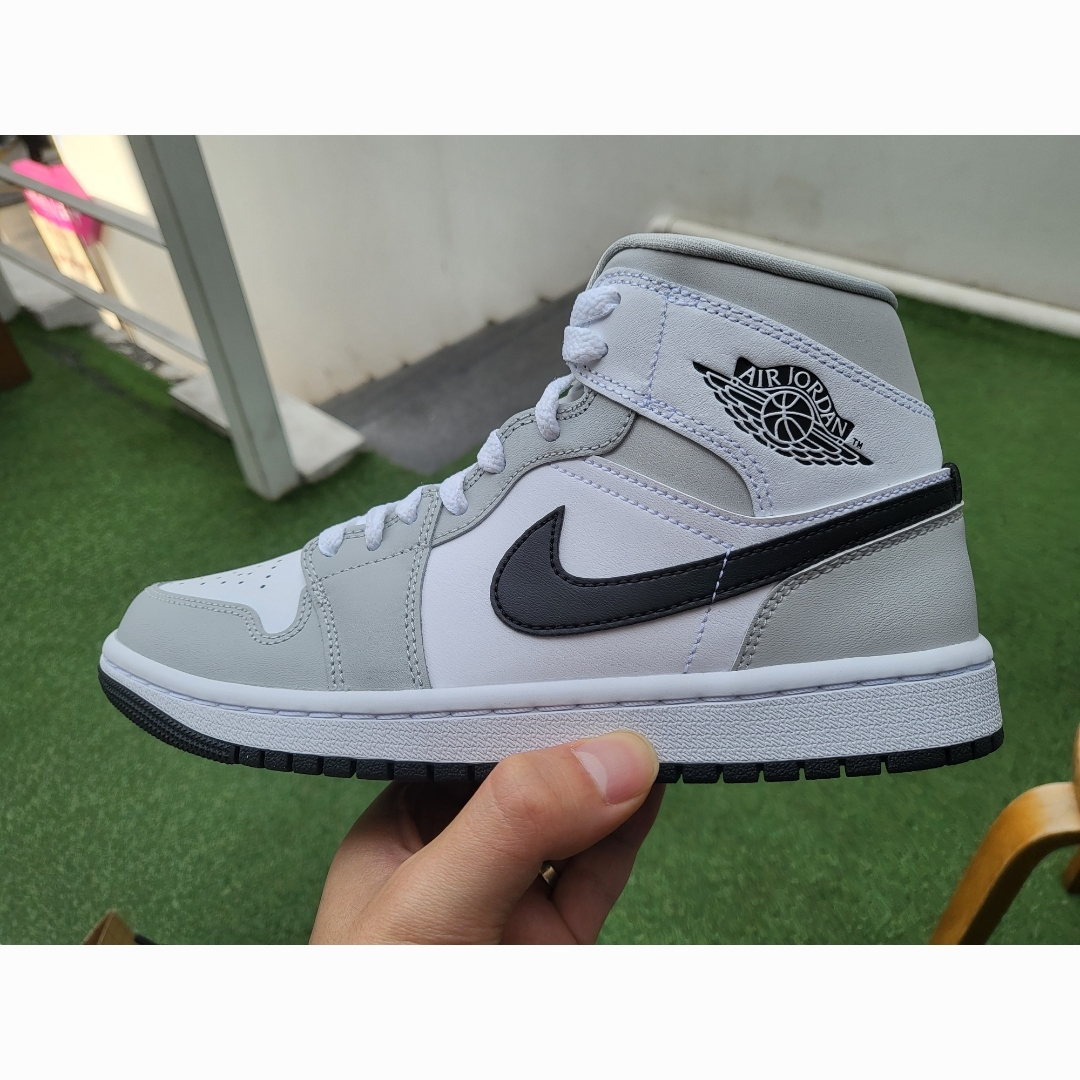 (W) Jordan 1 Mid Grey Fog 착용 스타일