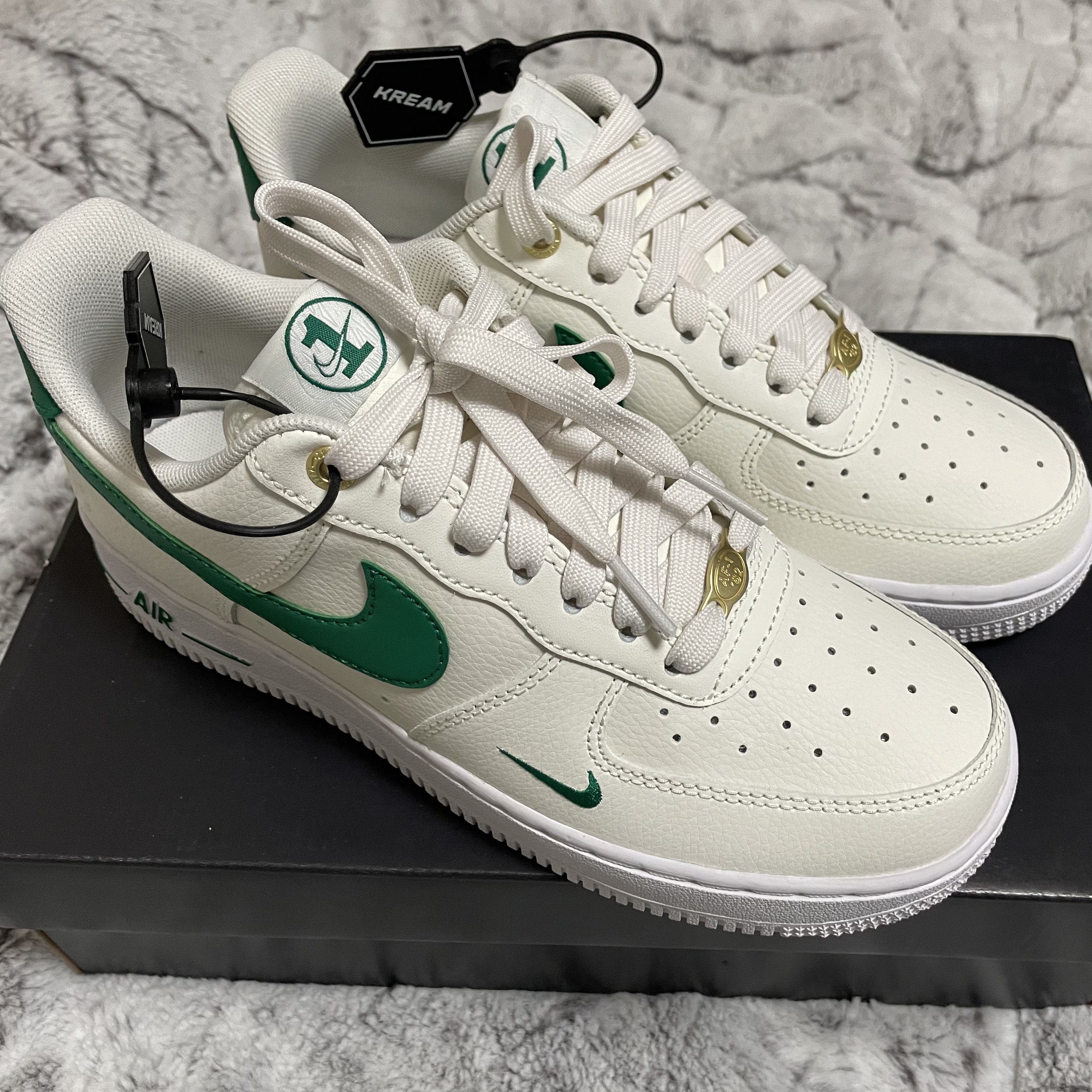 (W) Nike Air Force 1 '07 SE 40th Anniversary Join Forces Sail Malachite 착용 스타일 - 1