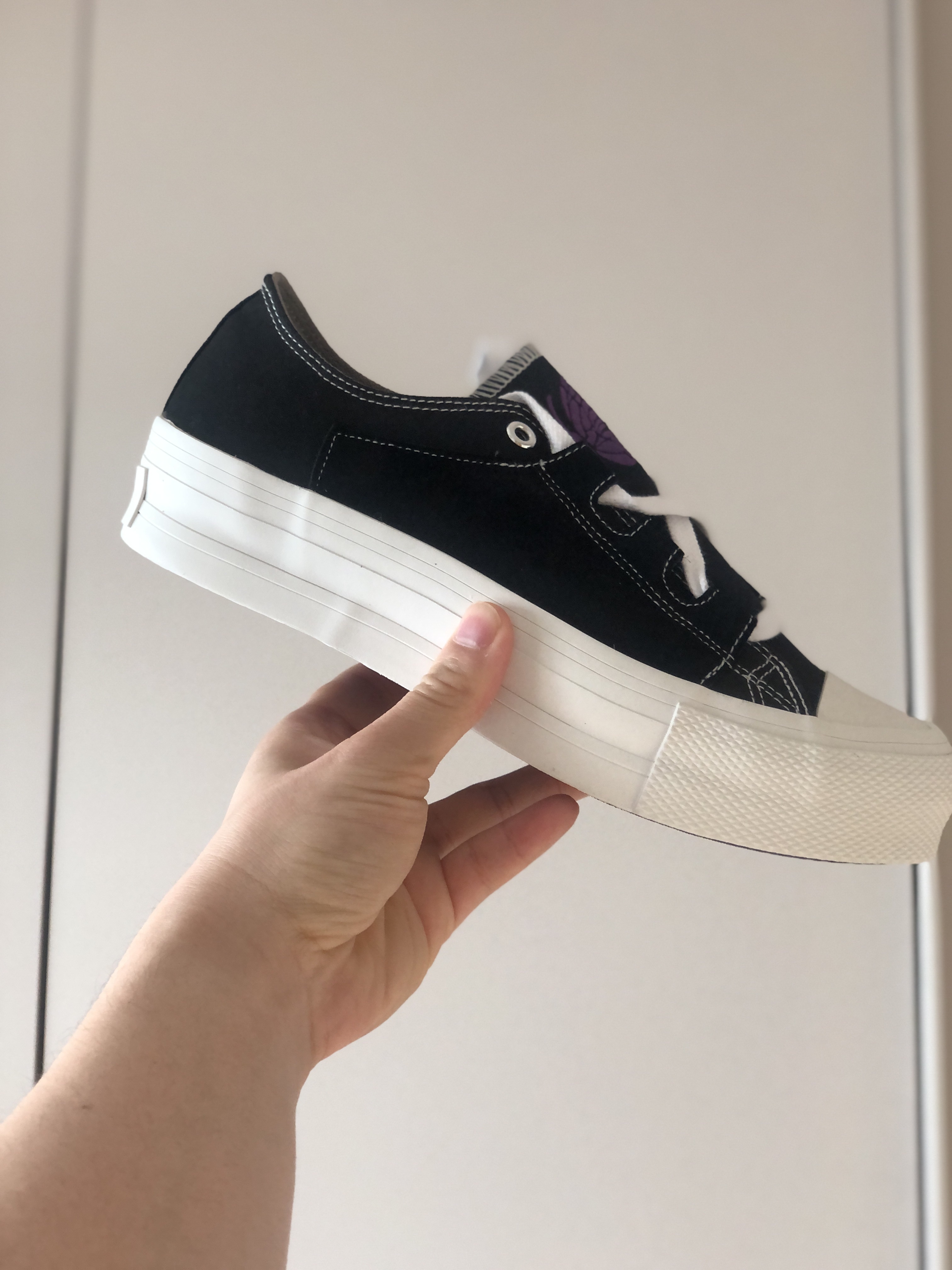 Needles Asymmetric Ghillie Sneakers Black 착용 스타일