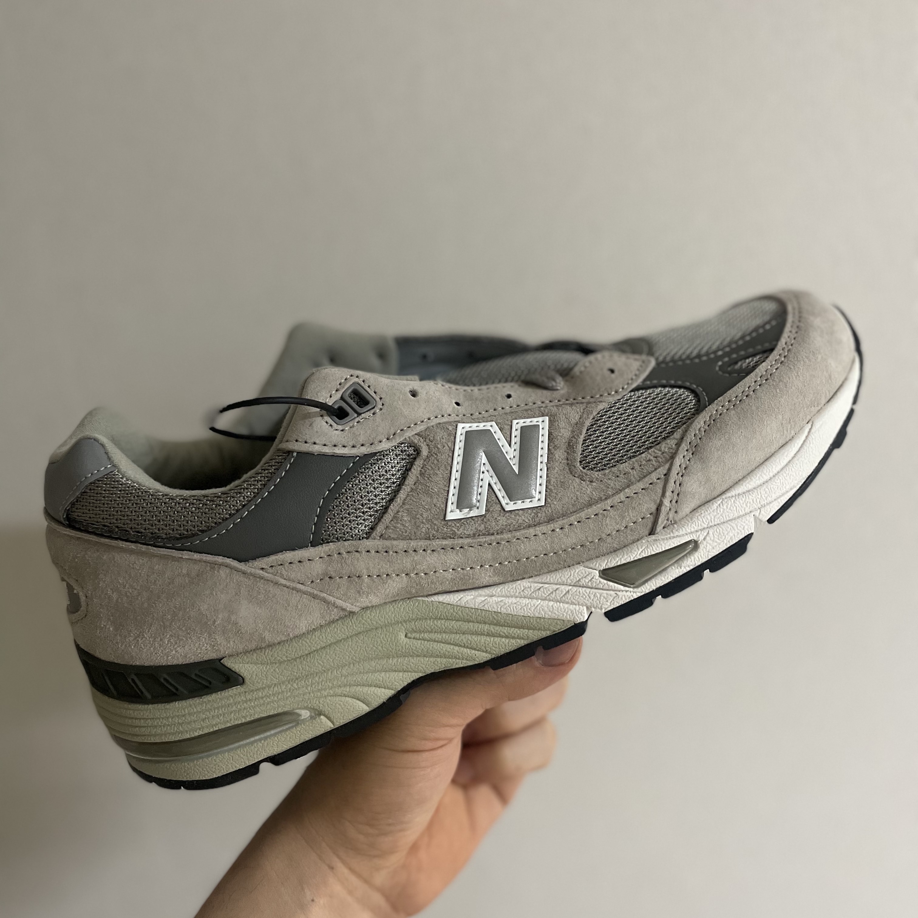 New Balance 991 Made in UK Grey 착용 스타일