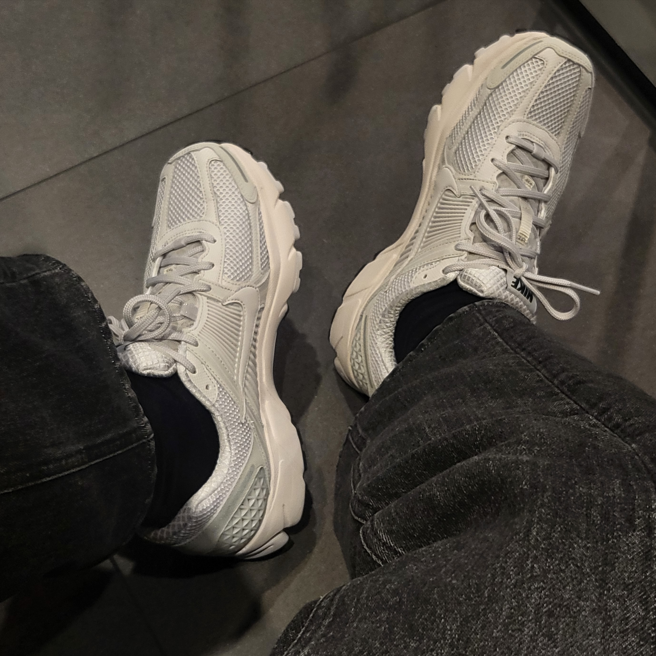Nike Zoom Vomero 5 SP Vast Grey 2023 착용 스타일