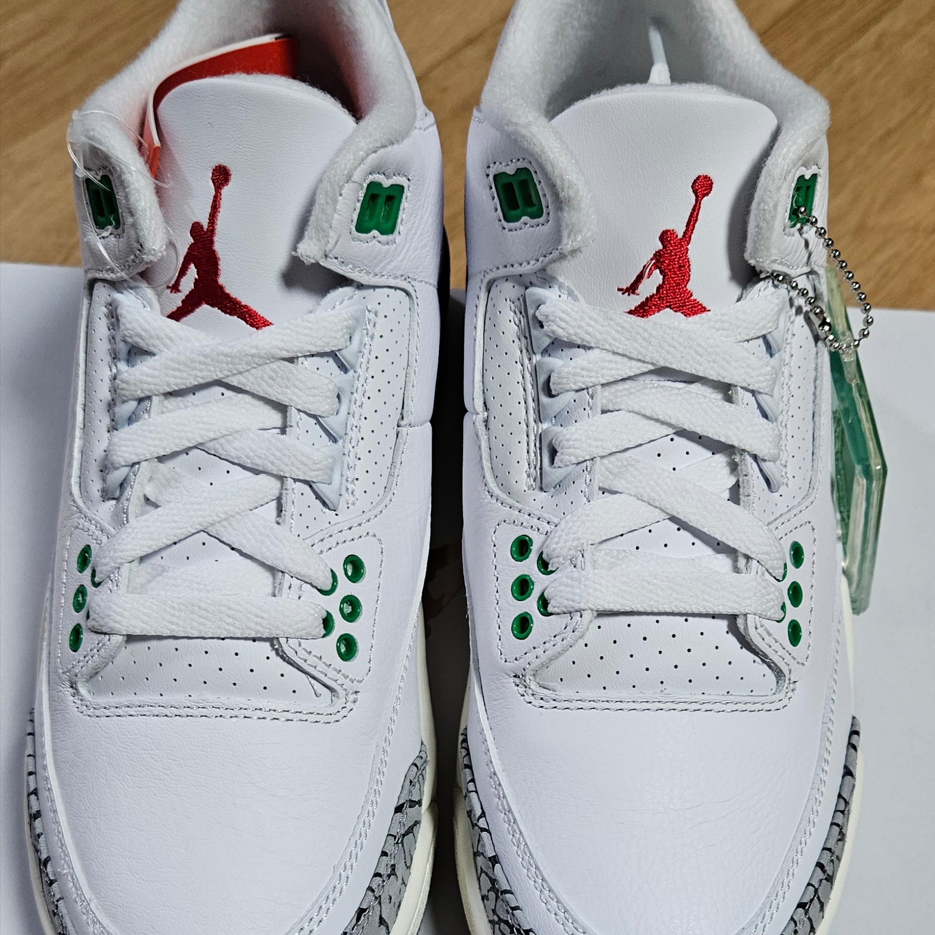 (W) Jordan 3 Retro Lucky Green 착용 스타일 - 3