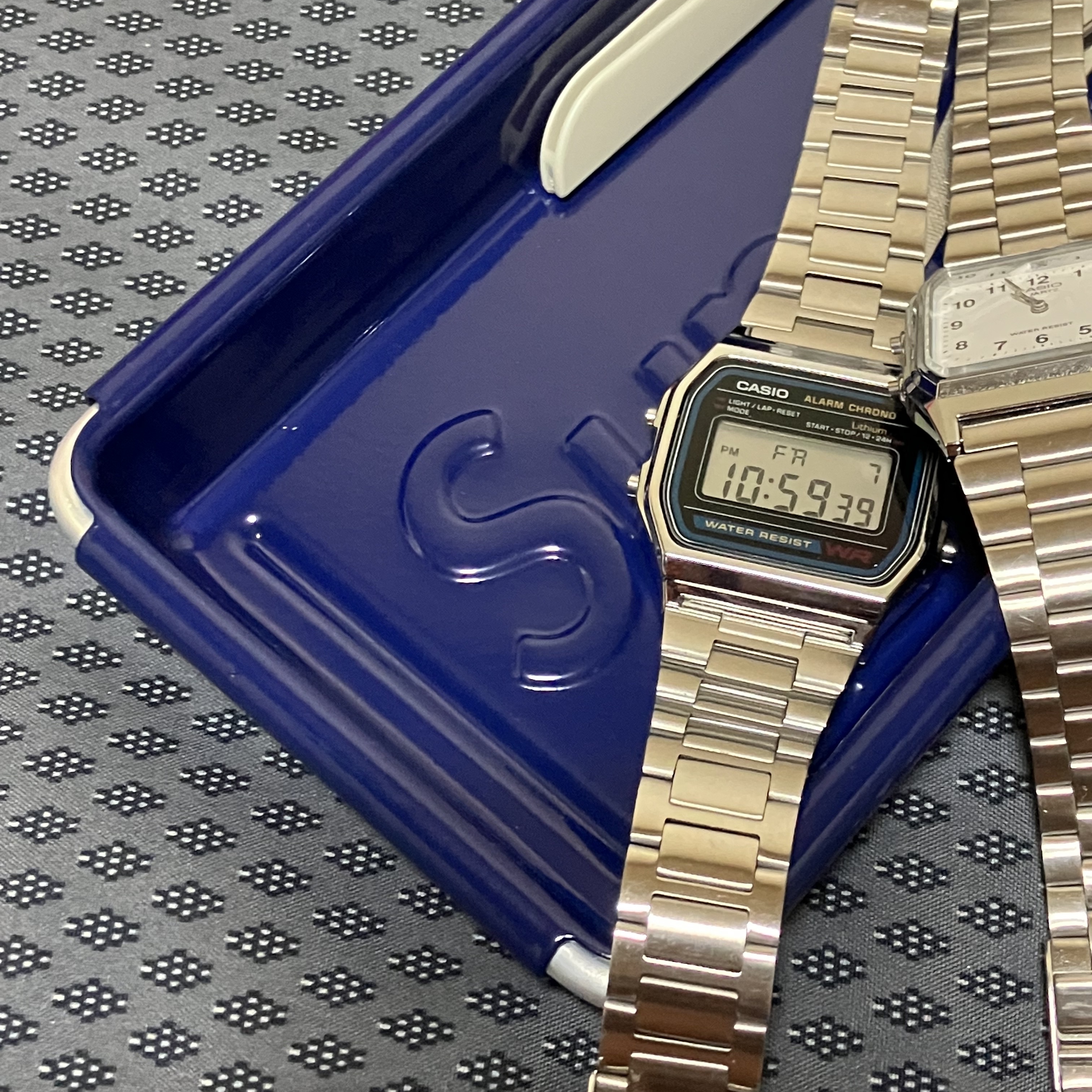 Supreme x Dulton Tray Blue - 23SS 착용 스타일