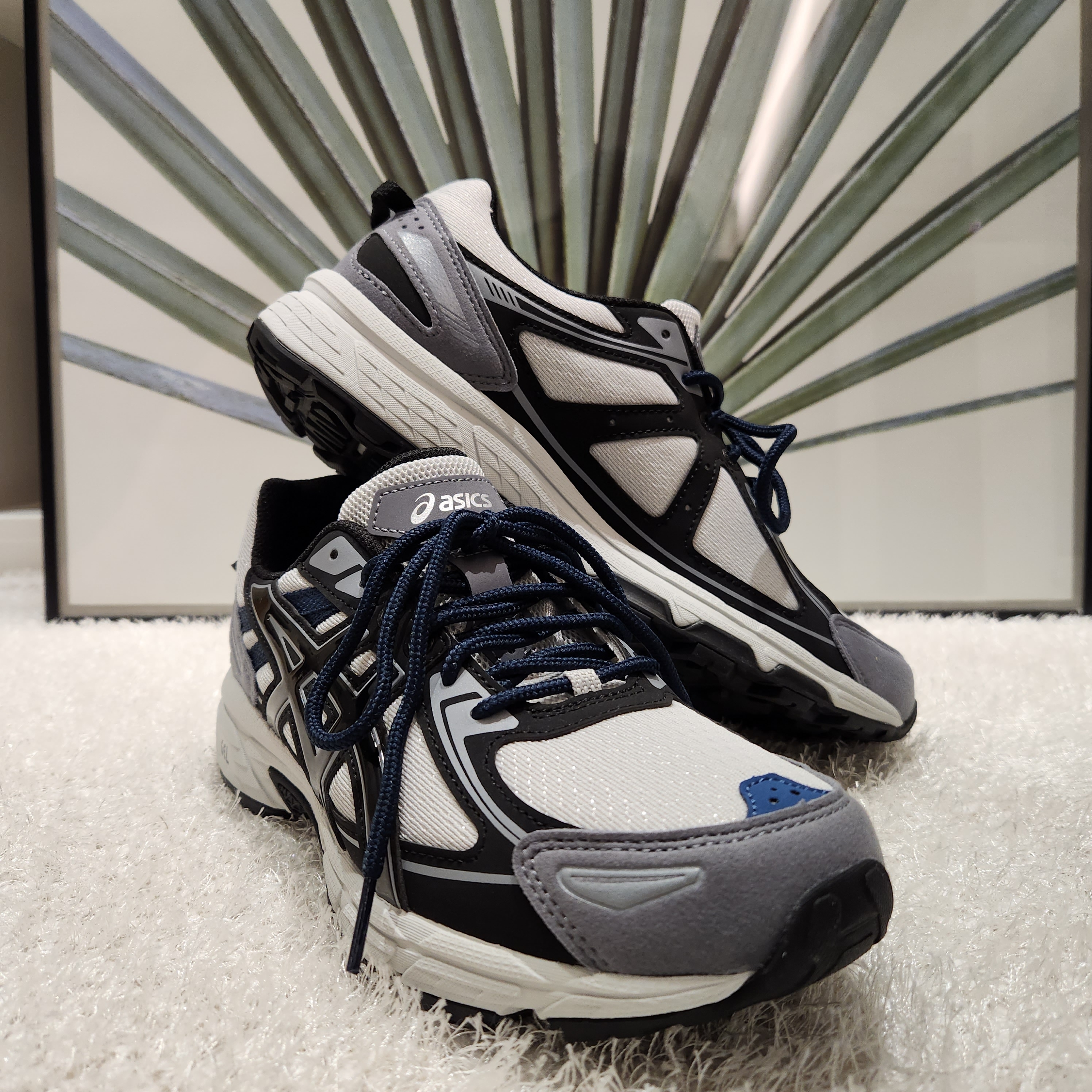 Asics Gel-Venture 6 SPS Glacier Grey 착용 스타일 - 3