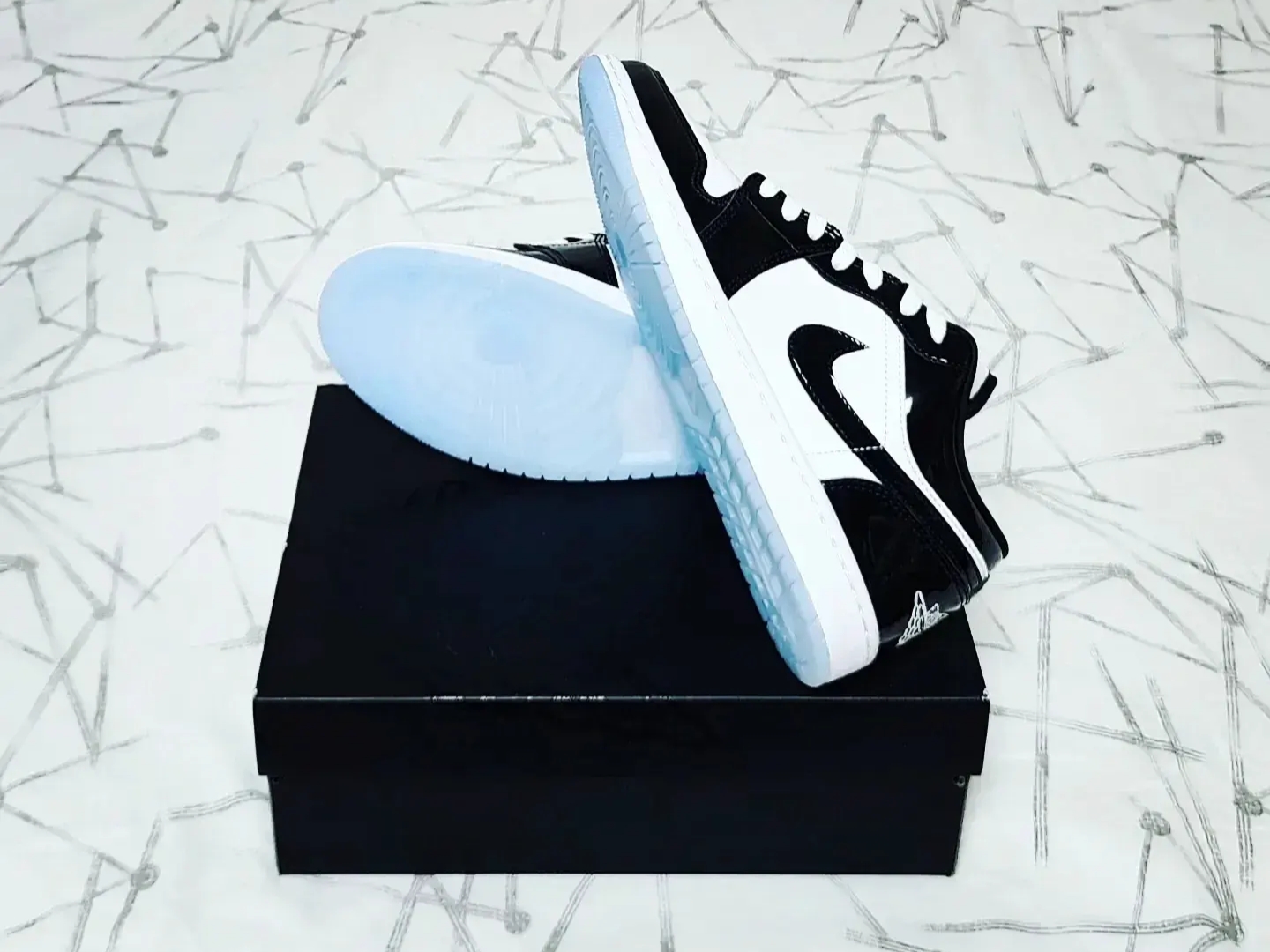 Jordan 1 Low SE Concord 착용 스타일 - 4