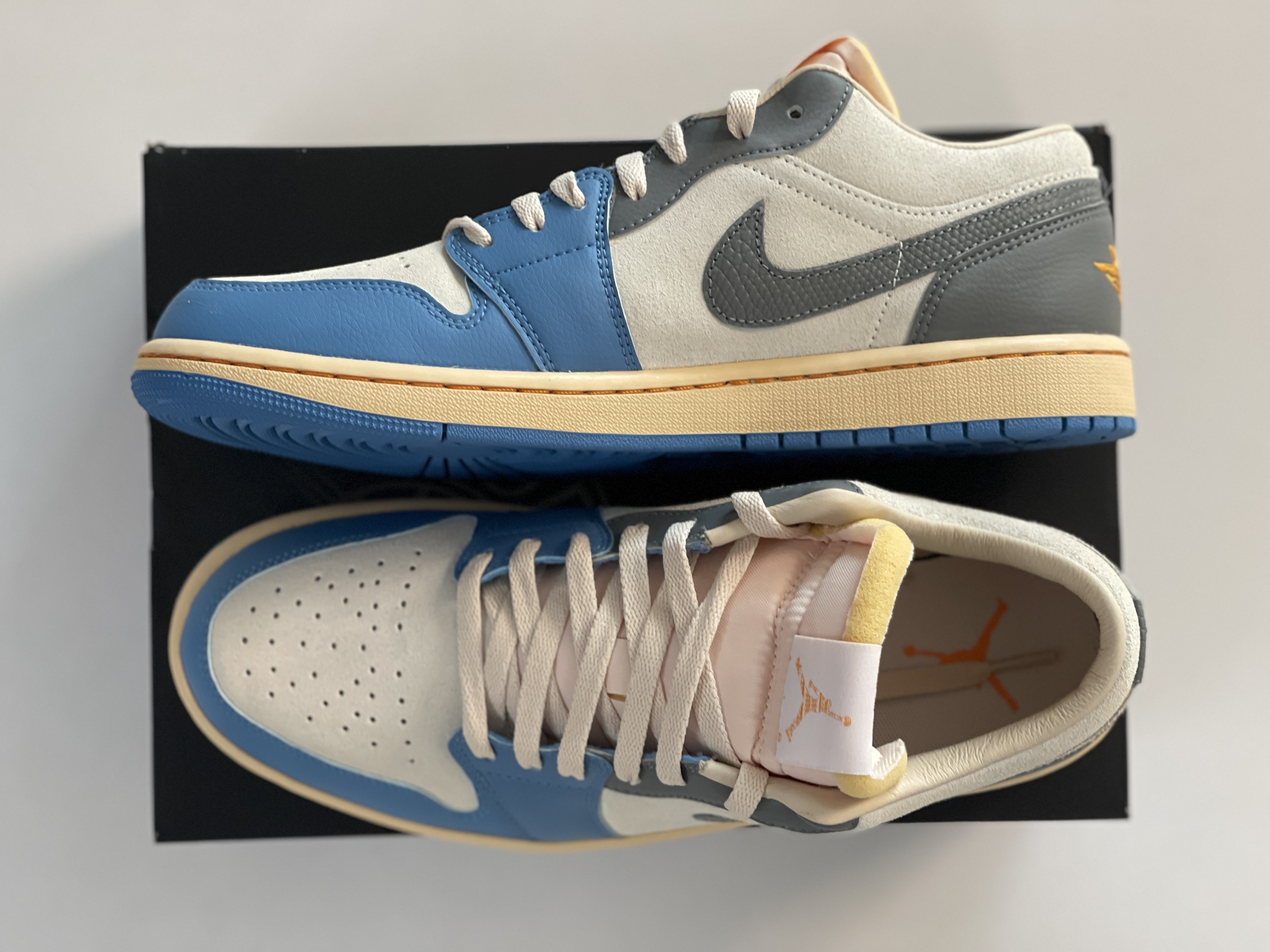 Jordan 1 Low SE Tokyo 96 착용 스타일 - 2